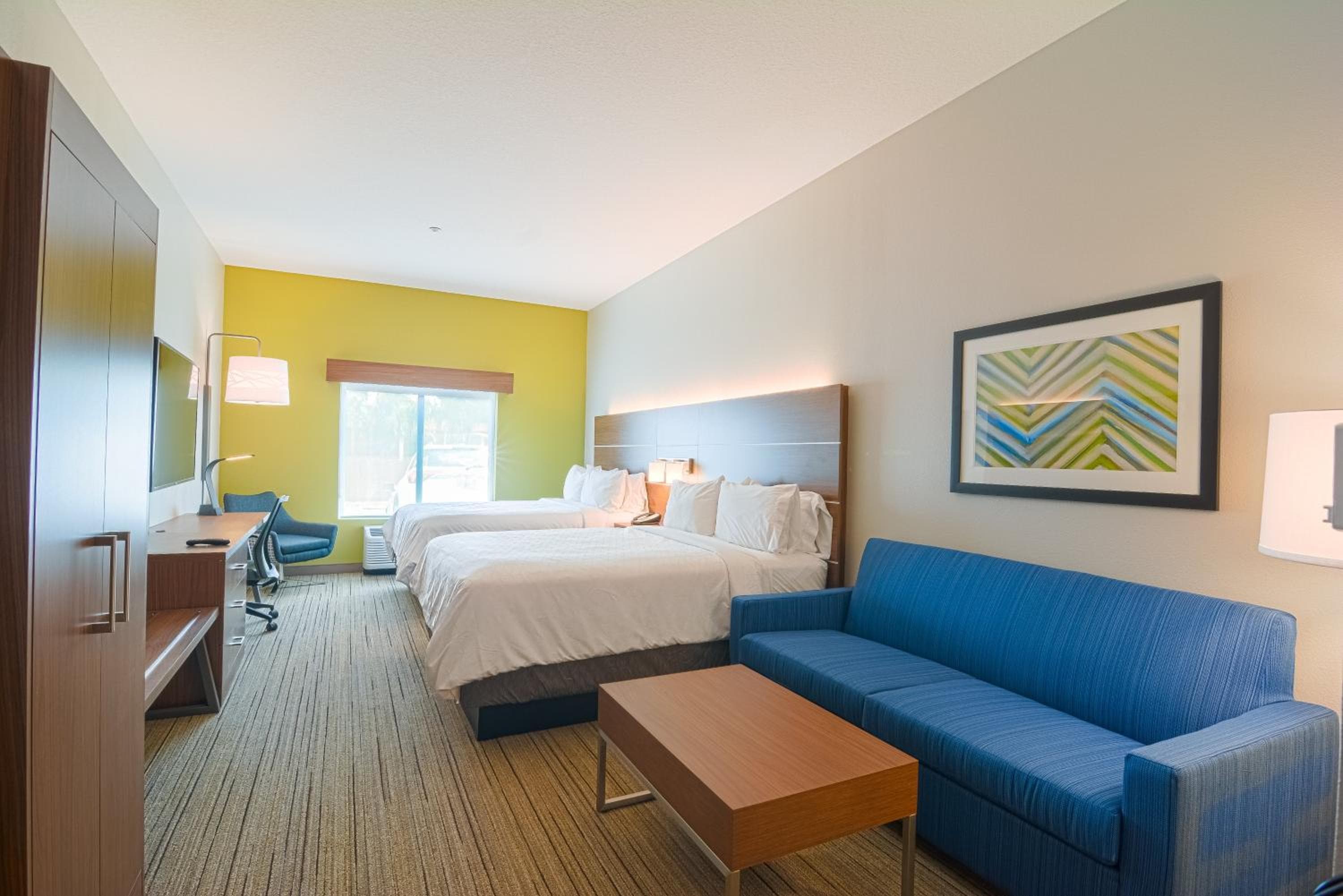 Holiday Inn Express Hotel & Suites Tampa-USF-Busch Gardens by IHG — 27