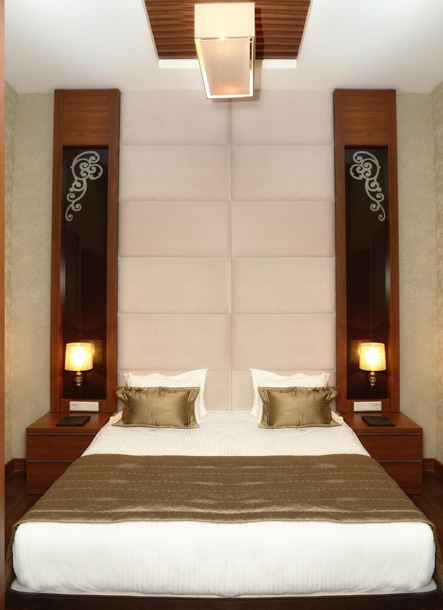 Grand Hotel Downtown — 8