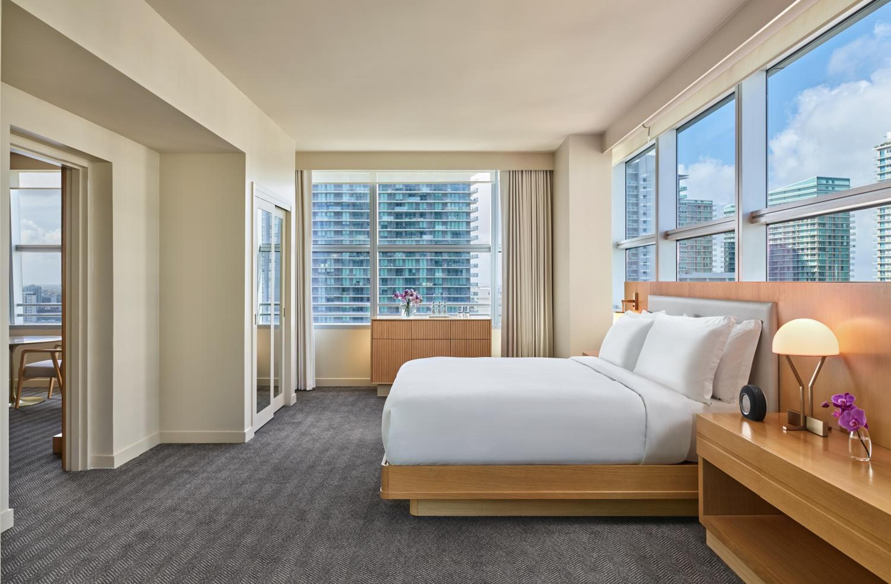 Hotel AKA Brickell — 10