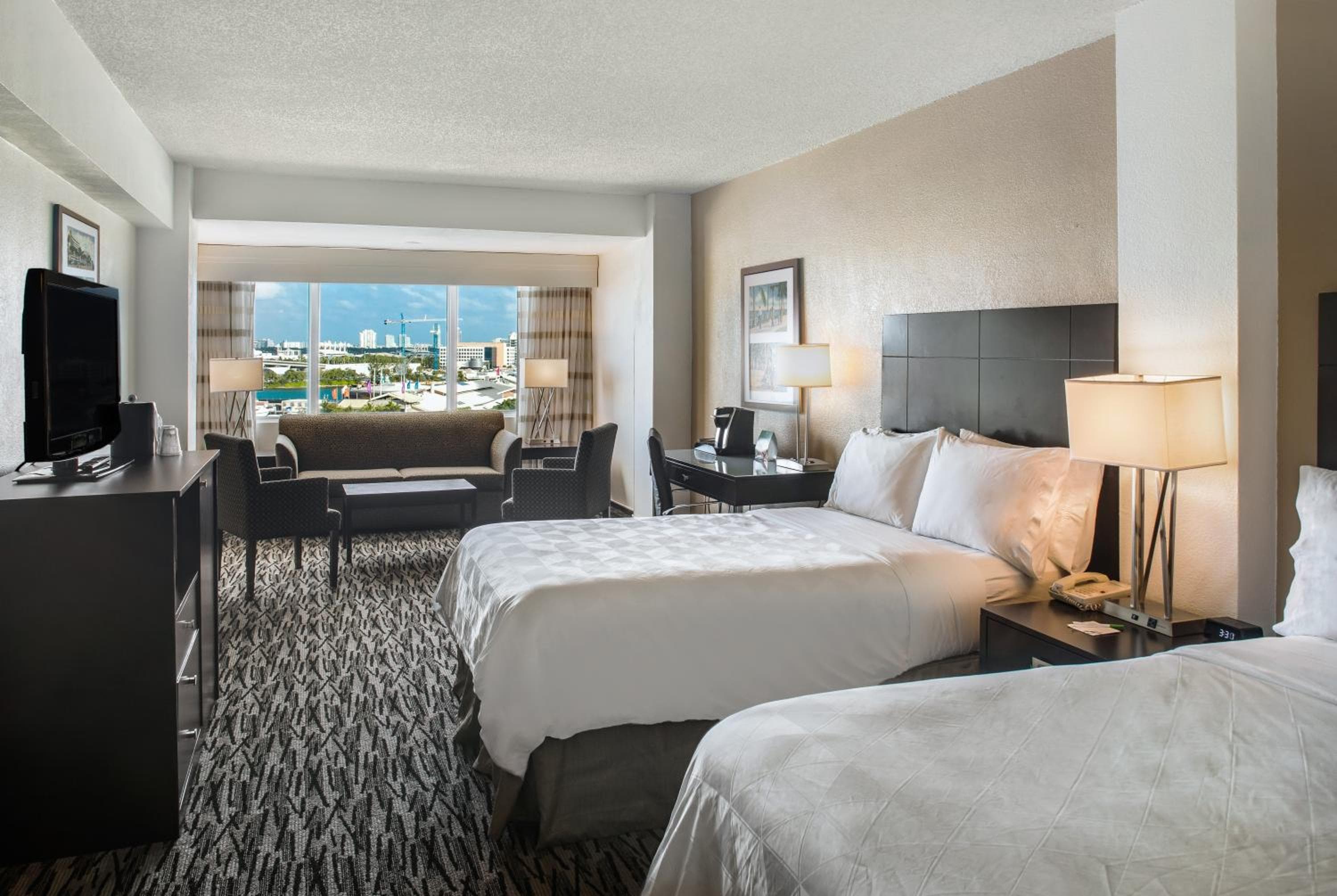 Holiday Inn Hotel Port of Miami-Downtown by IHG — 28