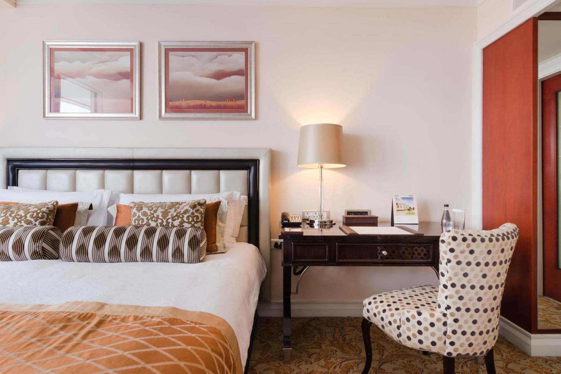 Taj Hotel Cape Town - Taj Residence suites hotel, 1 Wale Street The Taj Cape Town, South Africa — photo 58