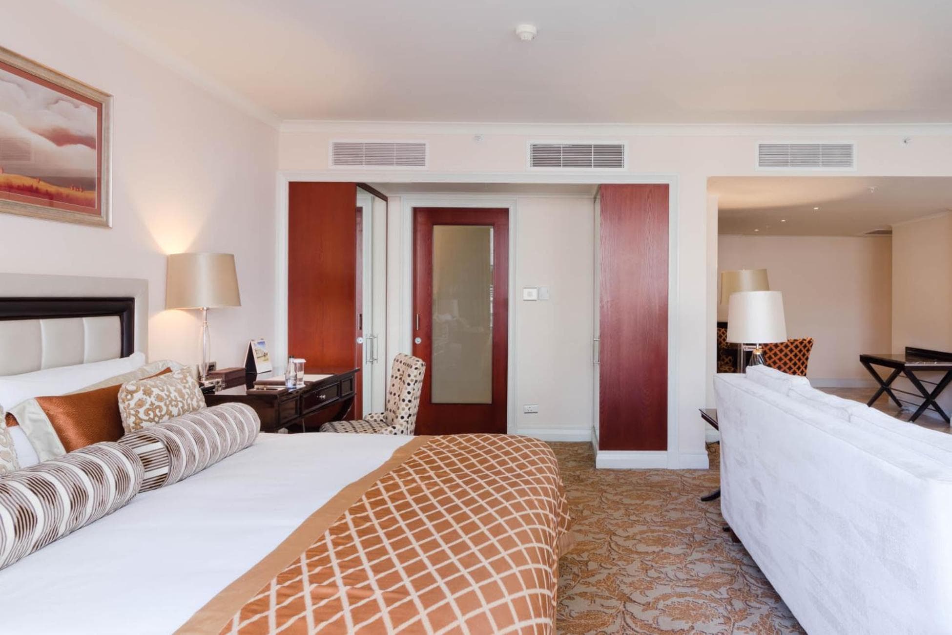 Taj Hotel Cape Town - Taj Residence suites hotel, 1 Wale Street The Taj Cape Town, South Africa — photo 60