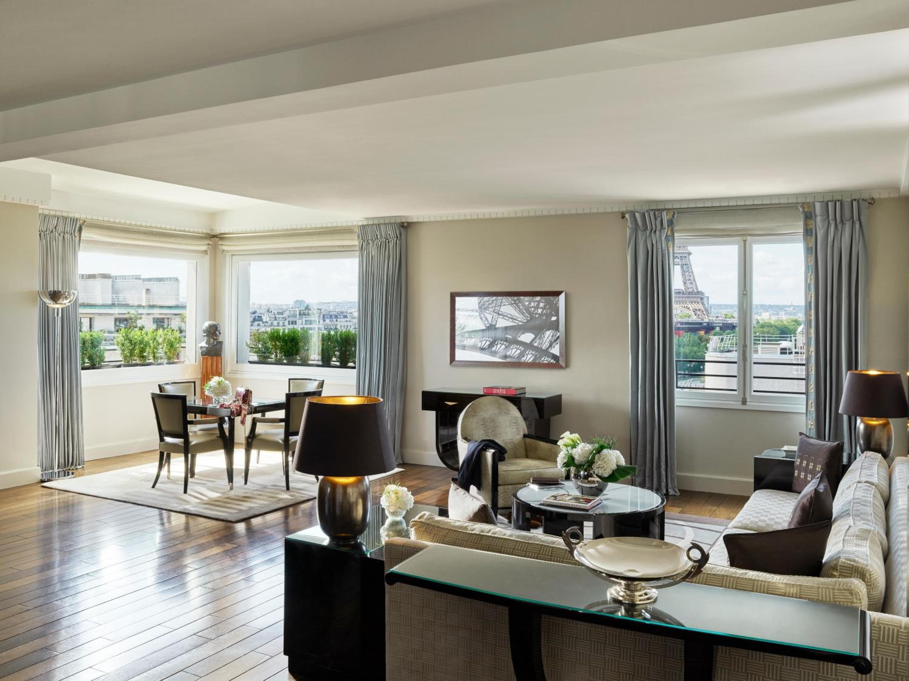 Hotel Plaza Athénée - Dorchester Collection — 3