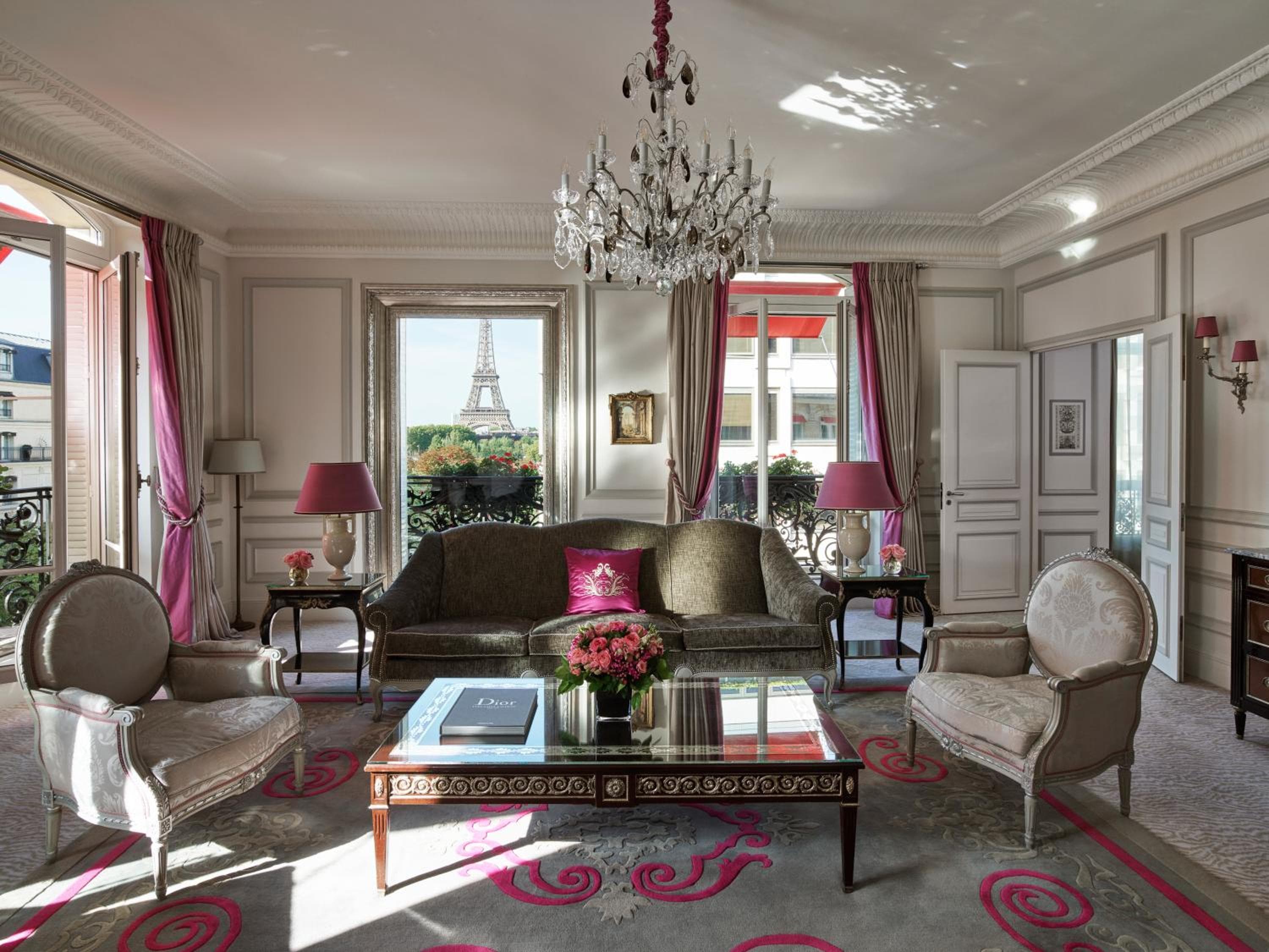 Hotel Plaza Athénée - Dorchester Collection — 2