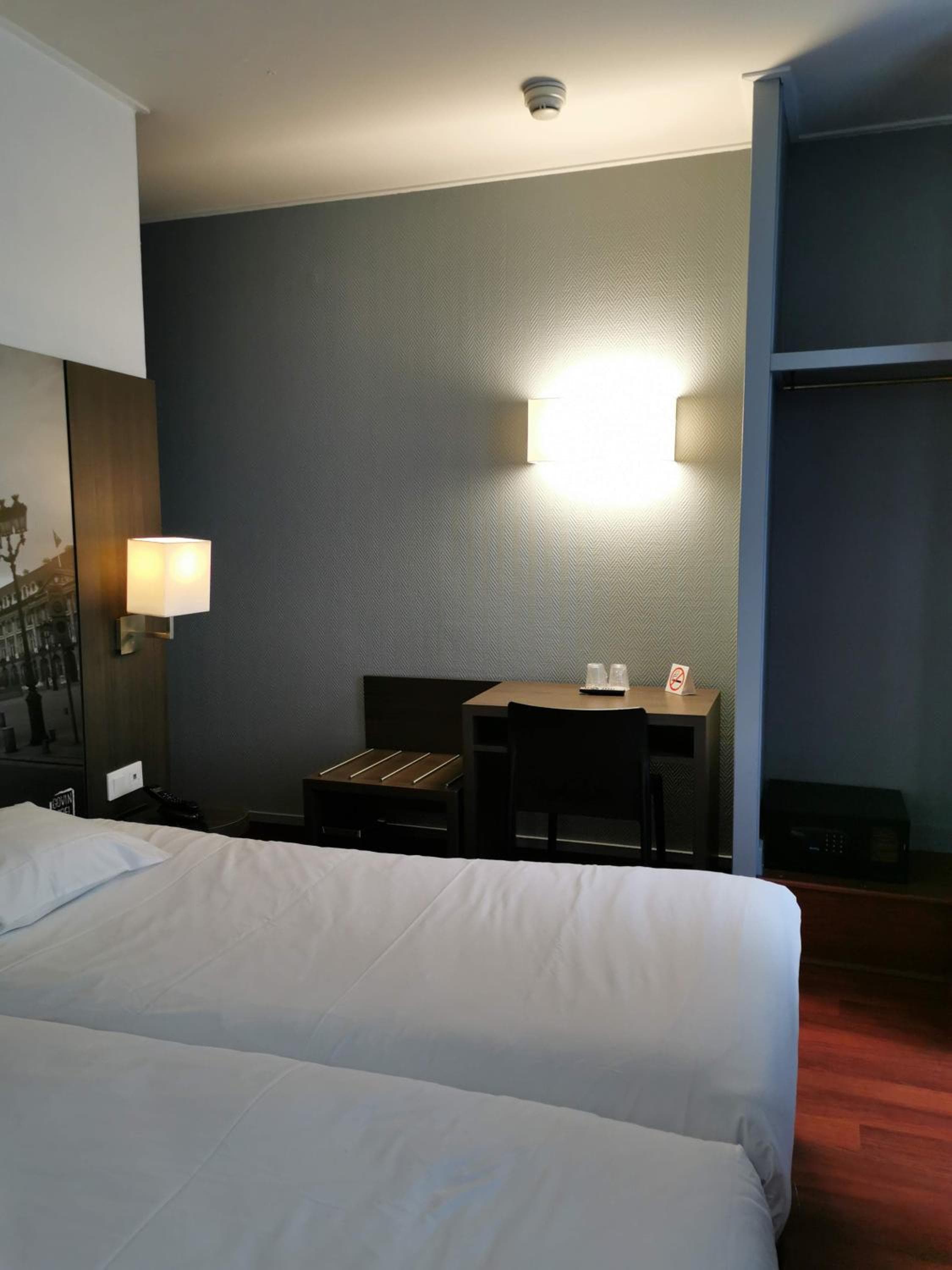 Hotel Victoria — 18