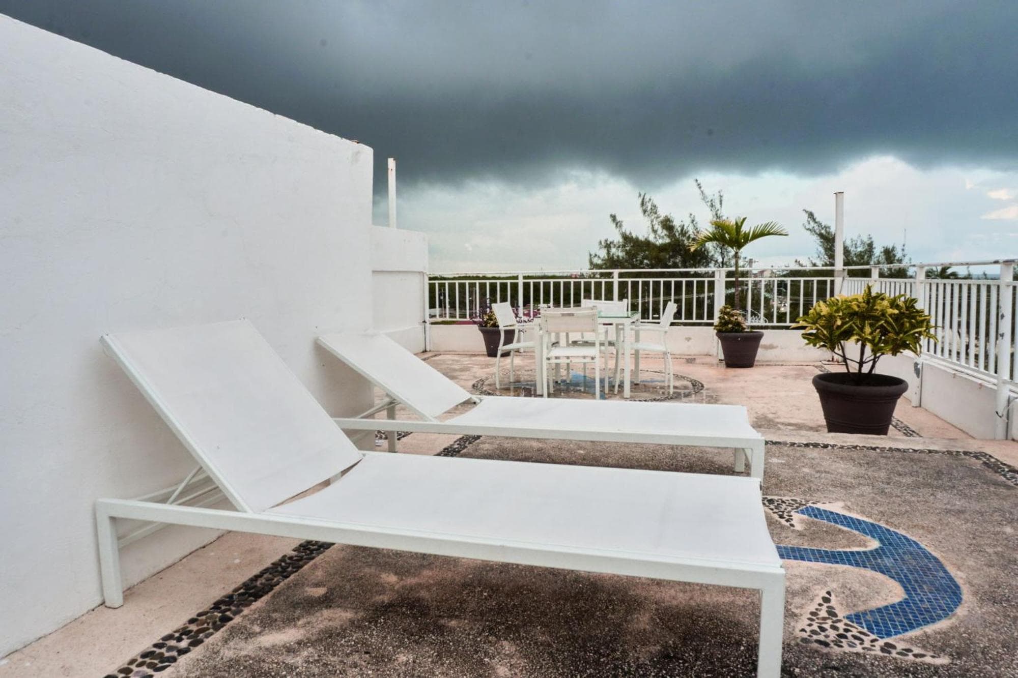 Hotel Del Sol — 15