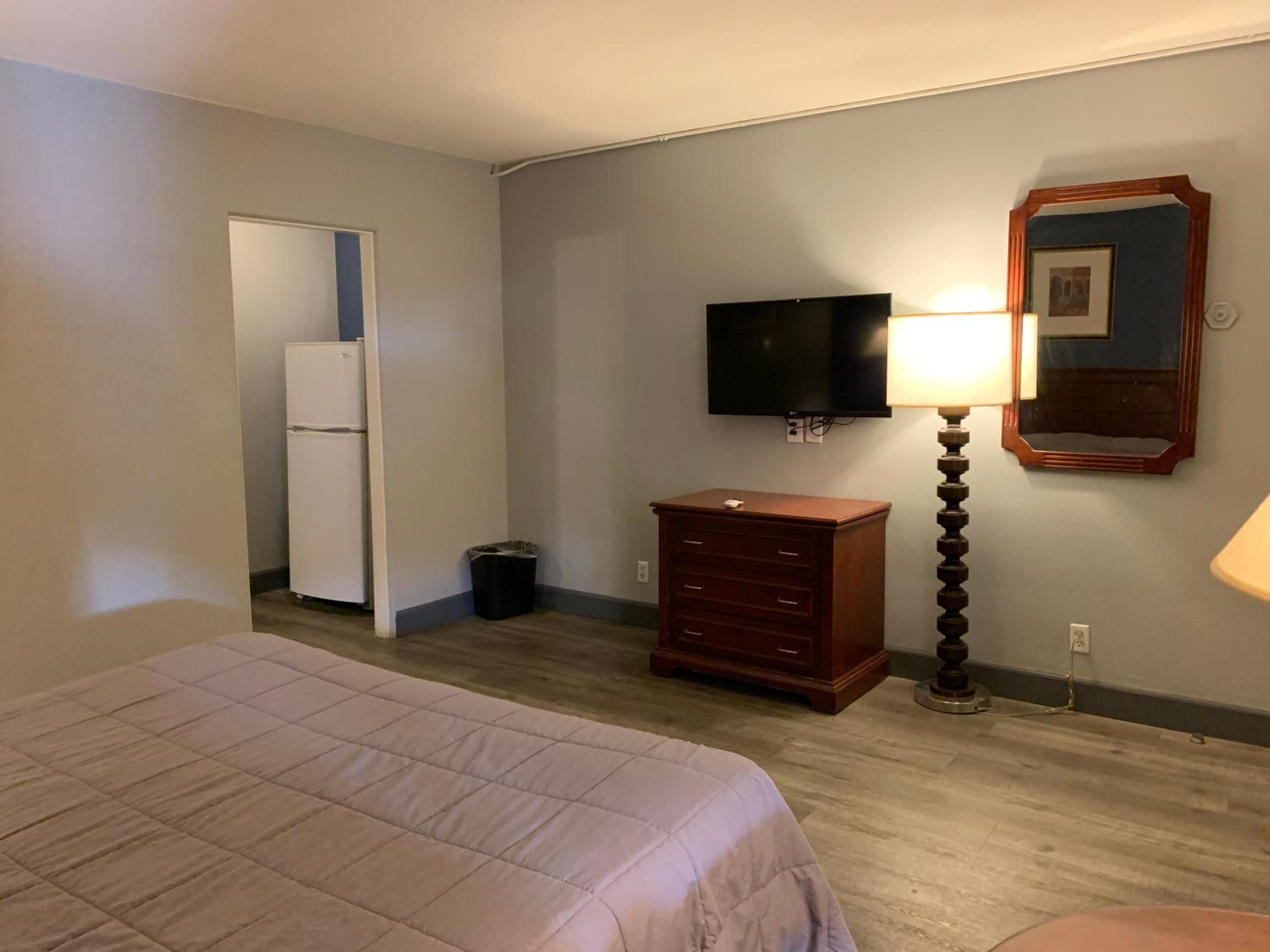 DTLV, a Baymont by Wyndham — 4