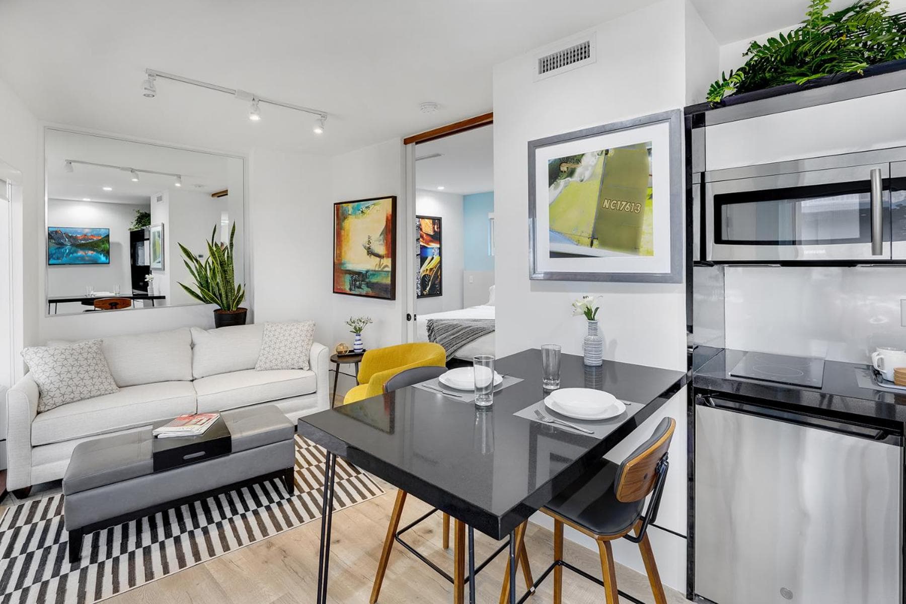 Ocean Treasure Beachside Suites — 13