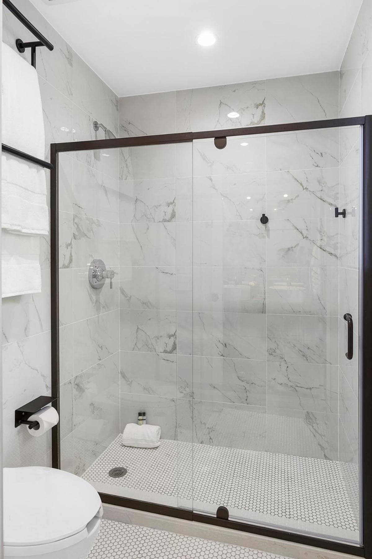 Ocean Treasure Beachside Suites — 8