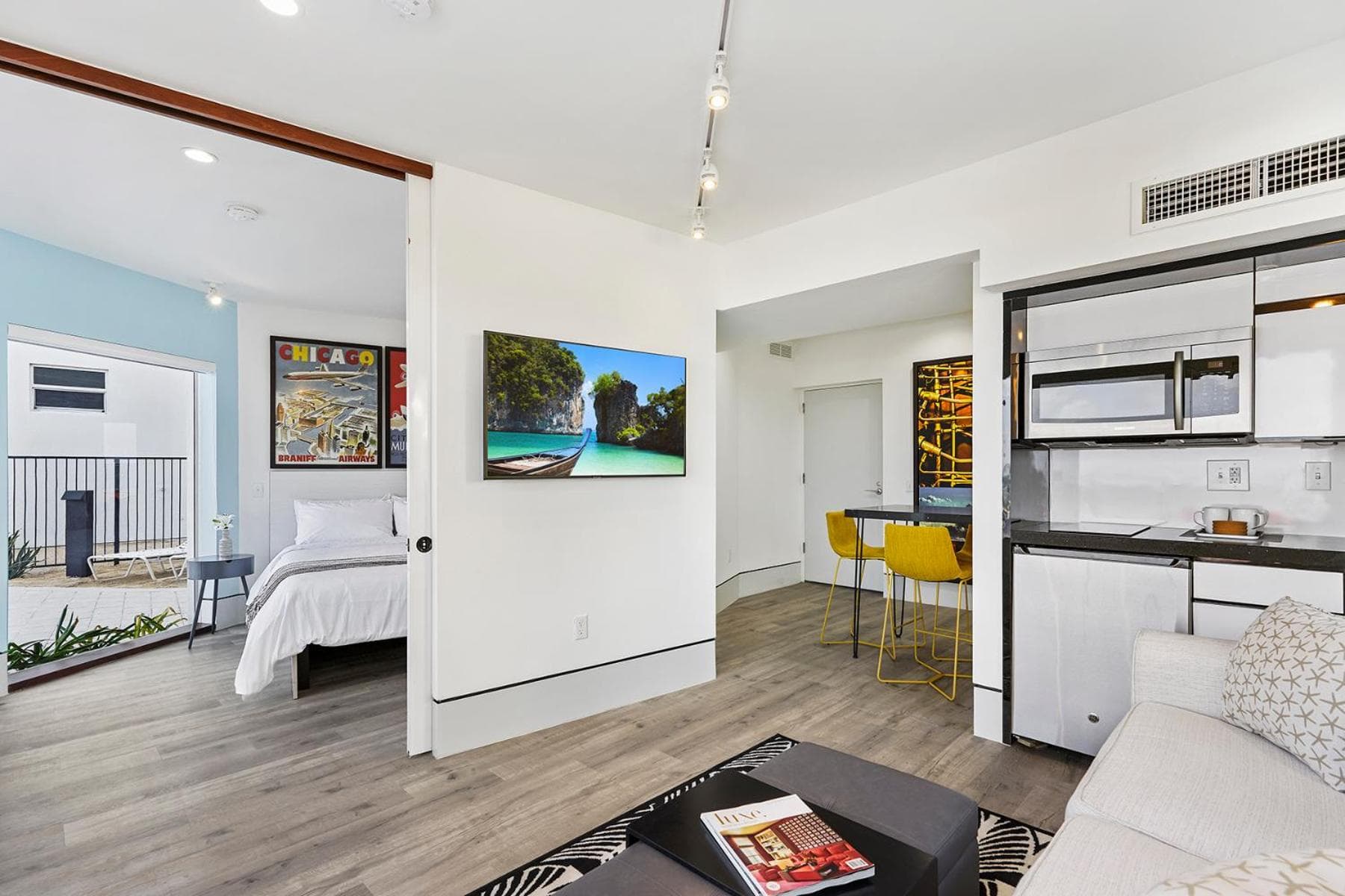 Ocean Treasure Beachside Suites — 12