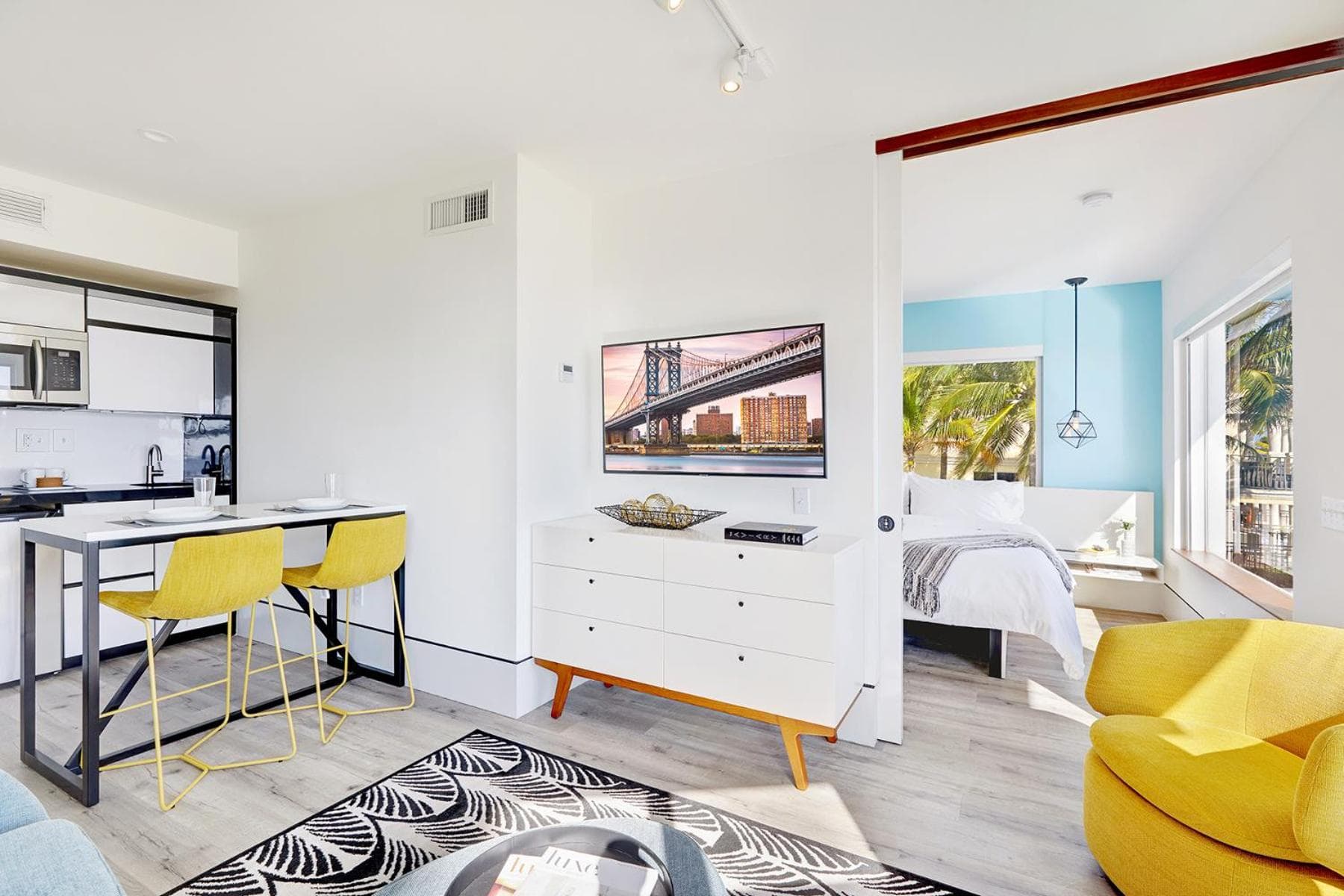 Ocean Treasure Beachside Suites — 4