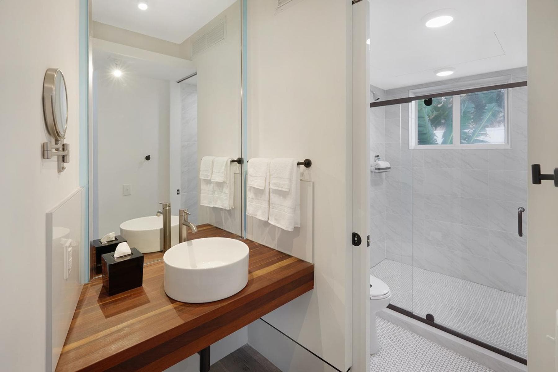 Ocean Treasure Beachside Suites — 6