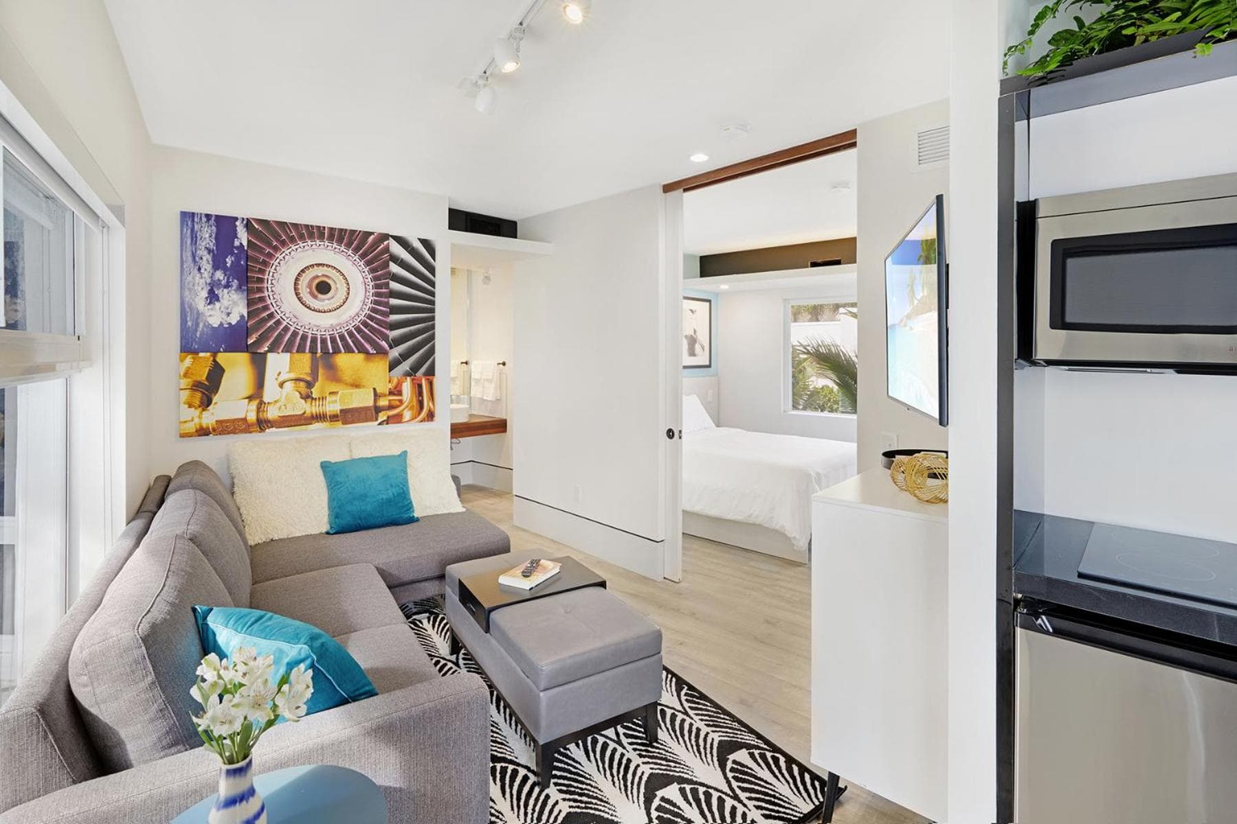 Ocean Treasure Beachside Suites — 2