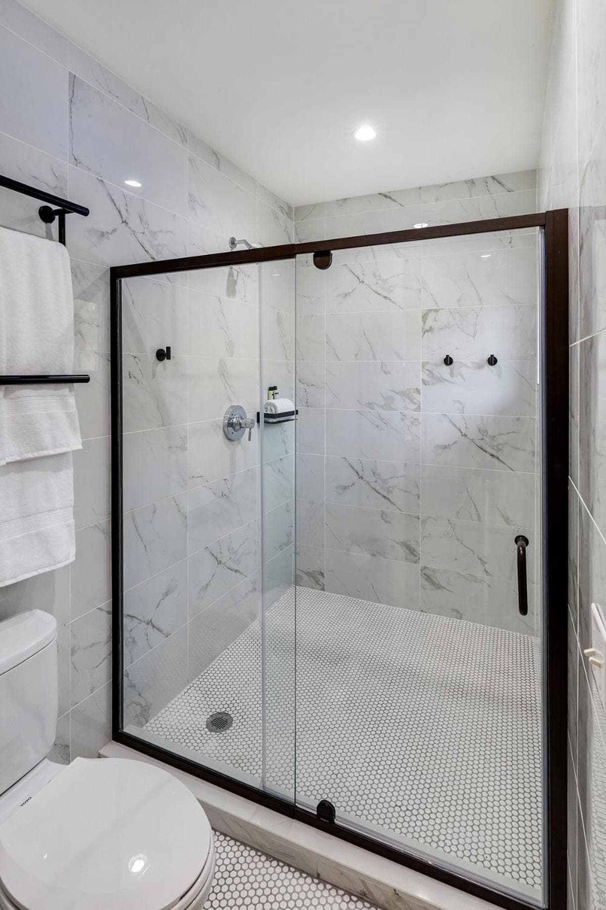 Ocean Treasure Beachside Suites — 10