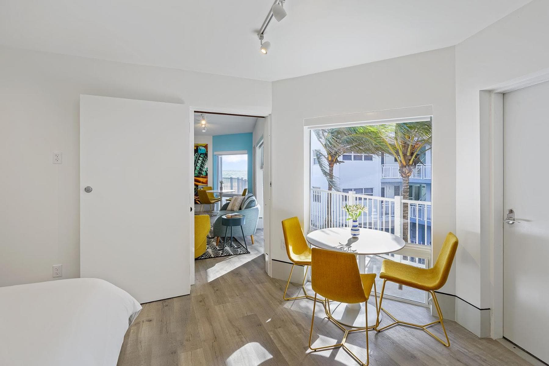 Ocean Treasure Beachside Suites — 16