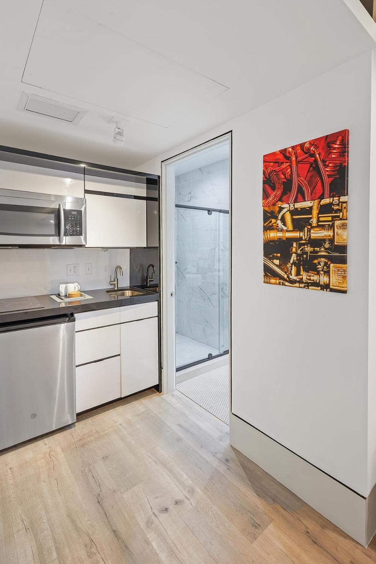 Ocean Treasure Beachside Suites — 30