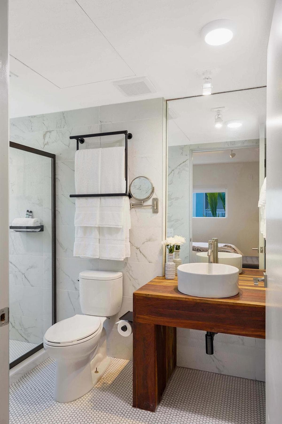 Ocean Treasure Beachside Suites — 19