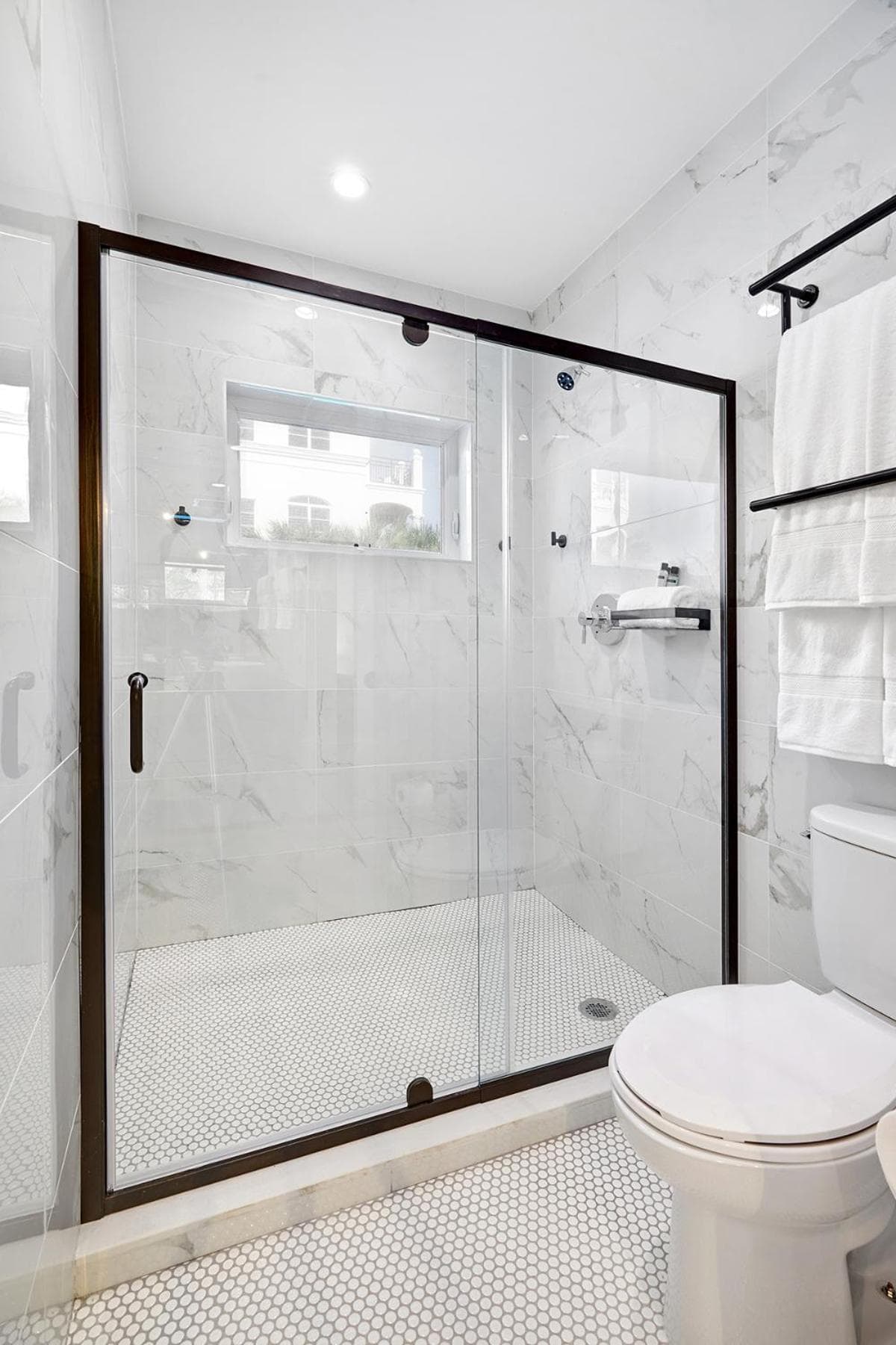 Ocean Treasure Beachside Suites — 18