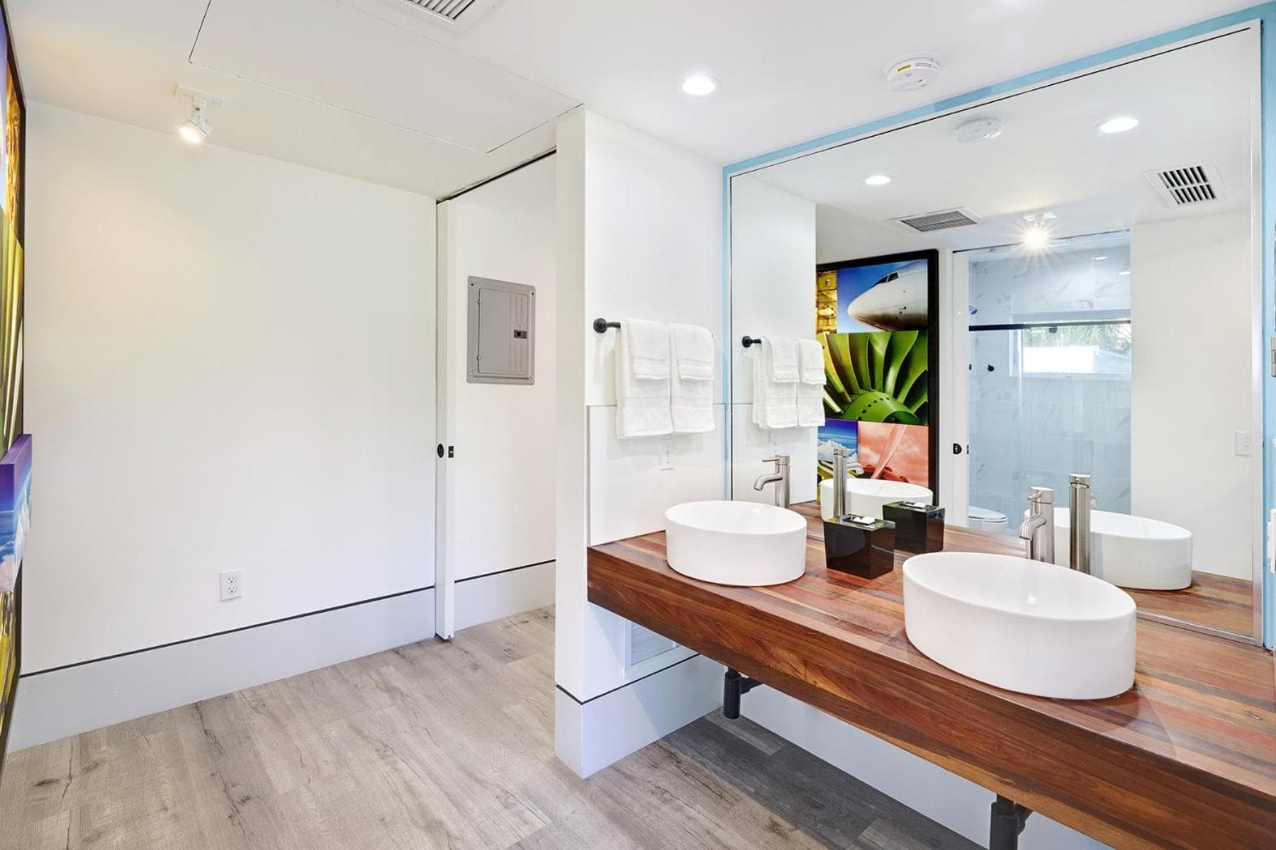 Ocean Treasure Beachside Suites — 22