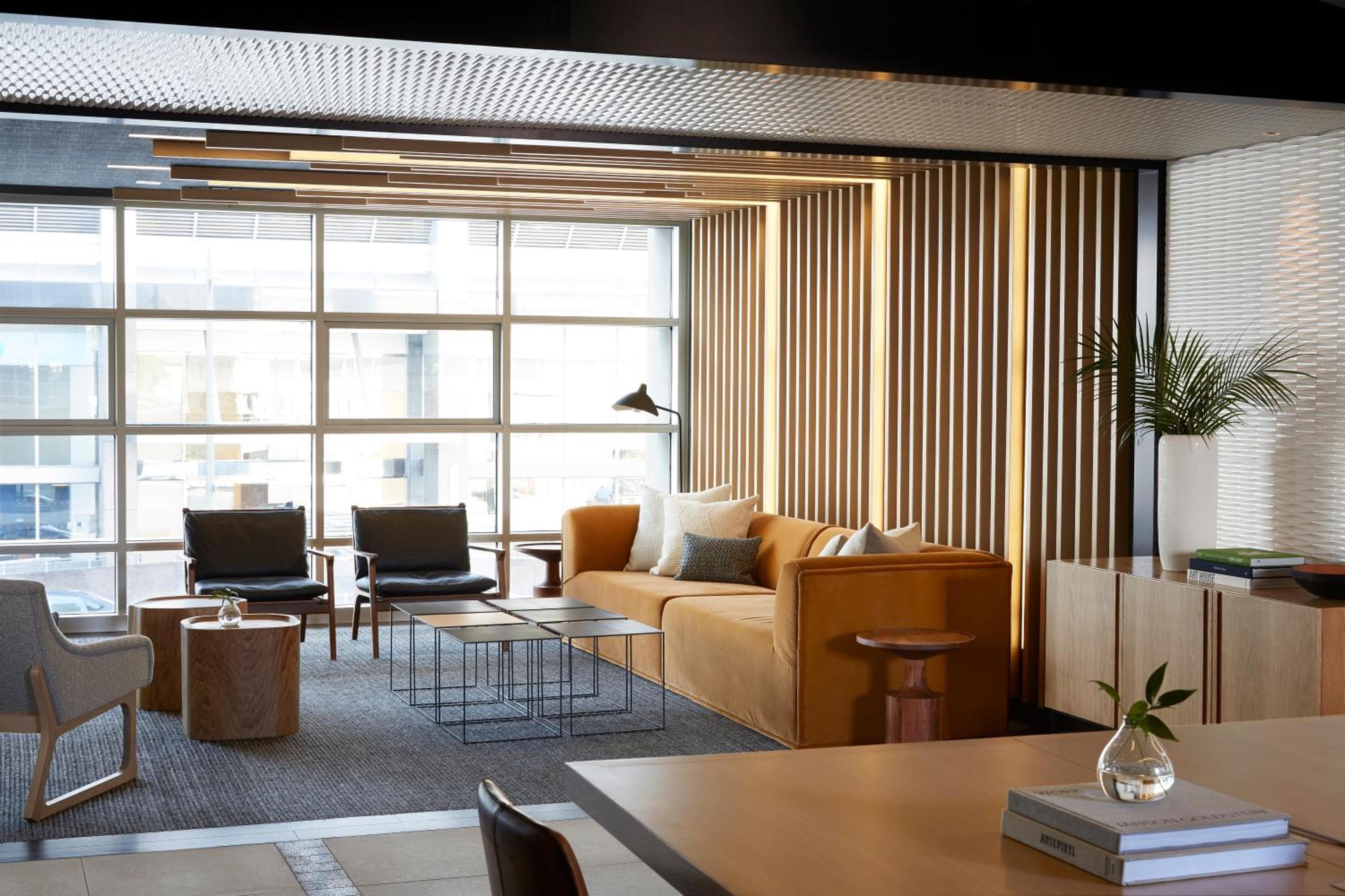 Kimpton Hotel Wilshire by IHG — 7
