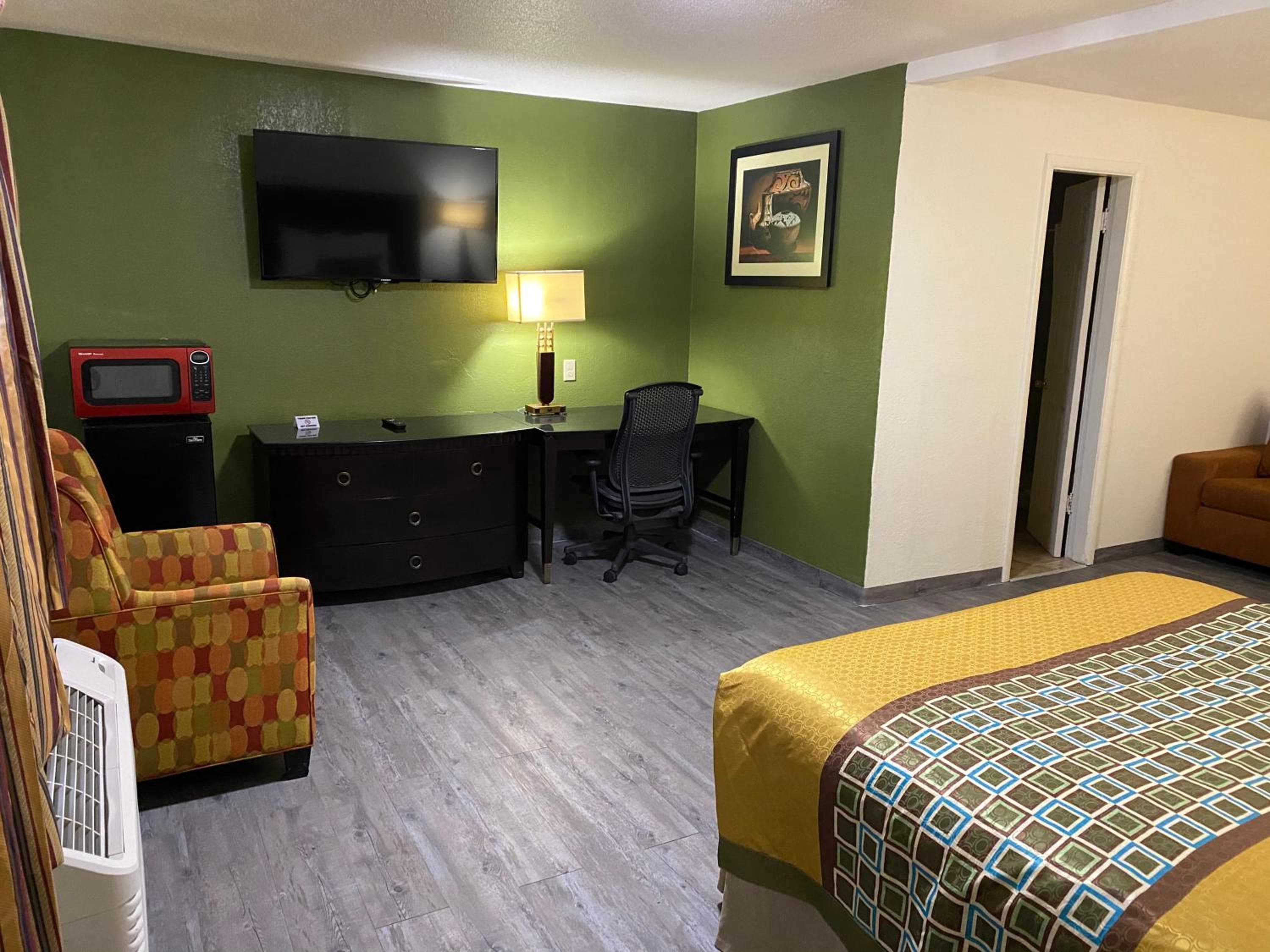 Palomino Motel — 11