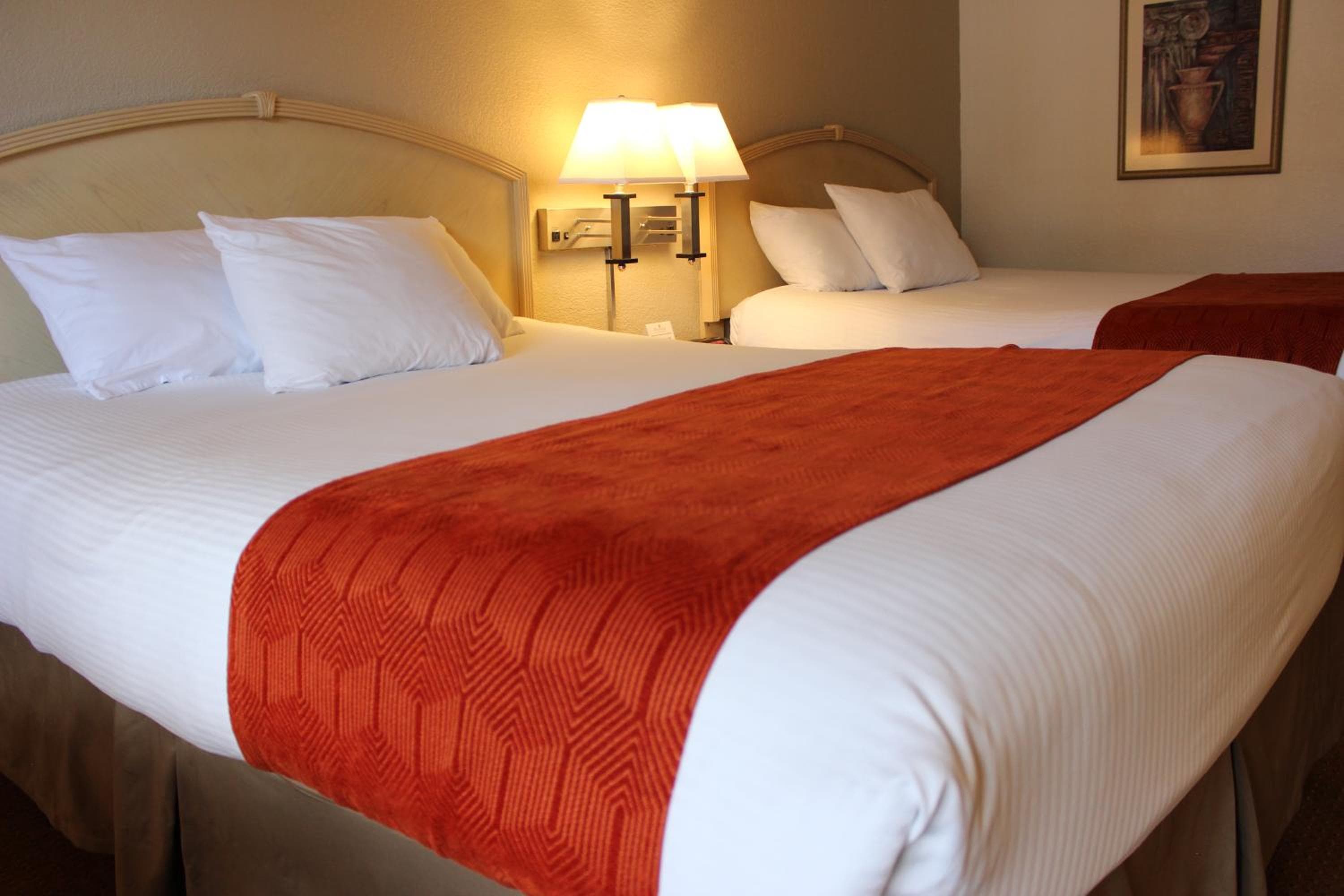 Ramada by Wyndham Kissimmee Gateway - Free Theme Park Shuttle — 21