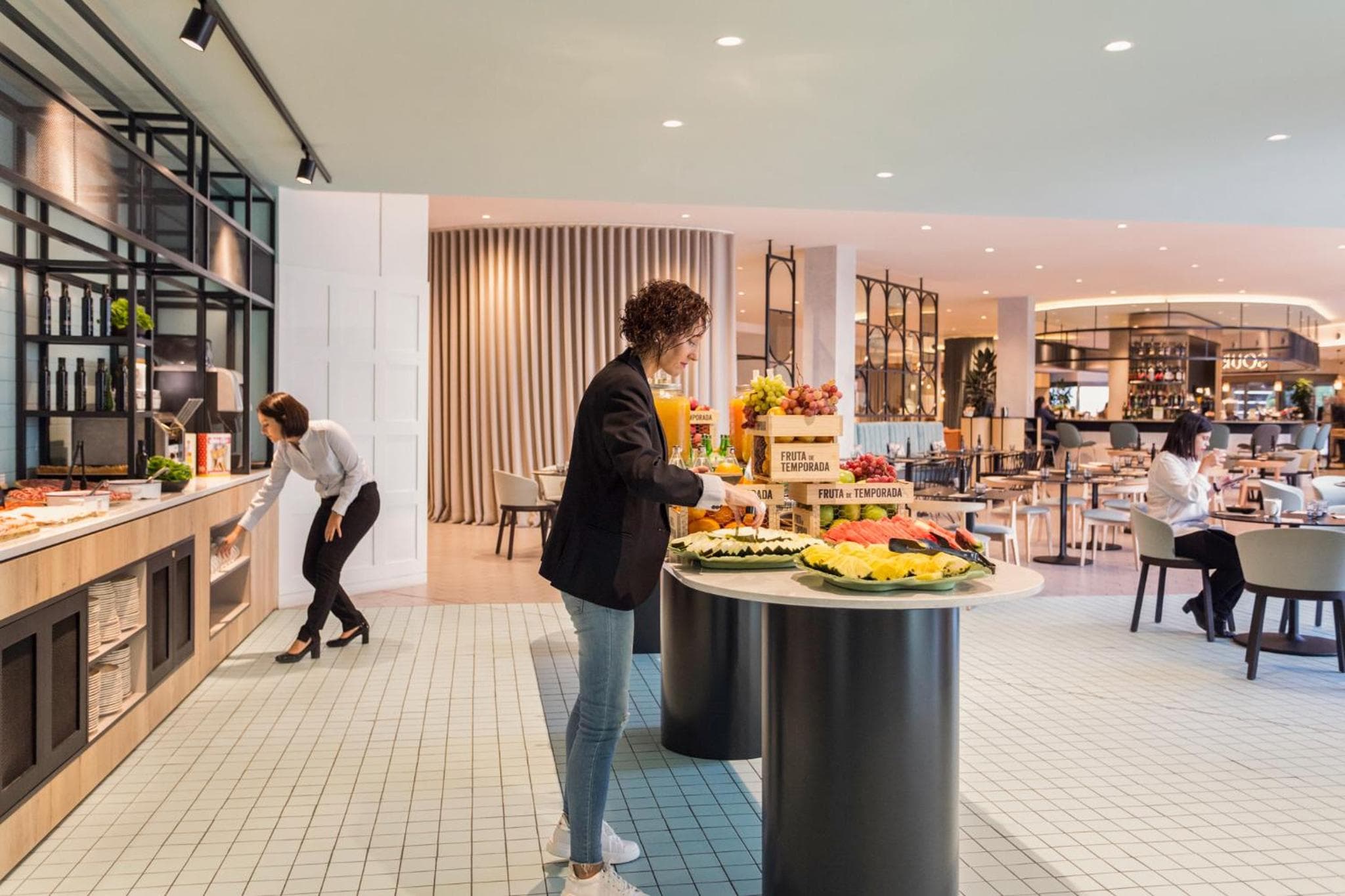 Novotel Madrid Feria and Airport — 12
