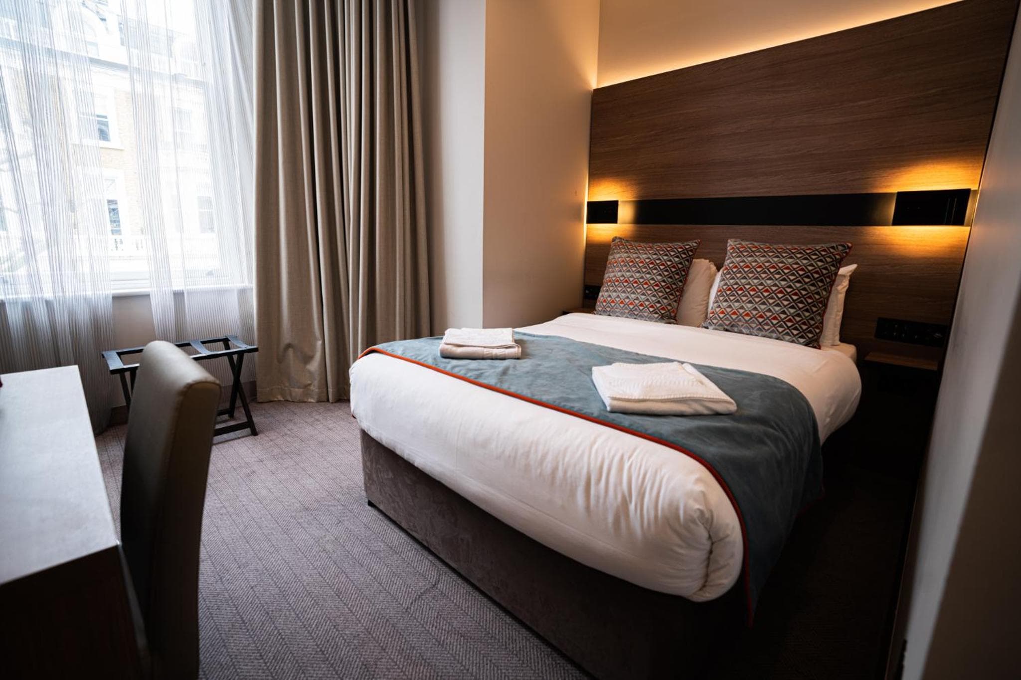 Hotel Kensington — 4