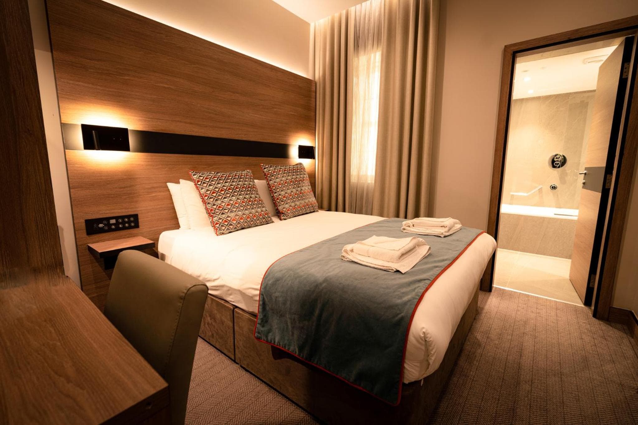 Hotel Kensington — 14