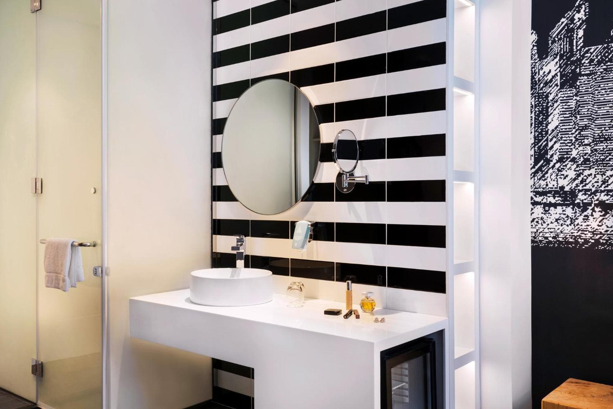 ibis Styles Dubai Airport Hotel — 28