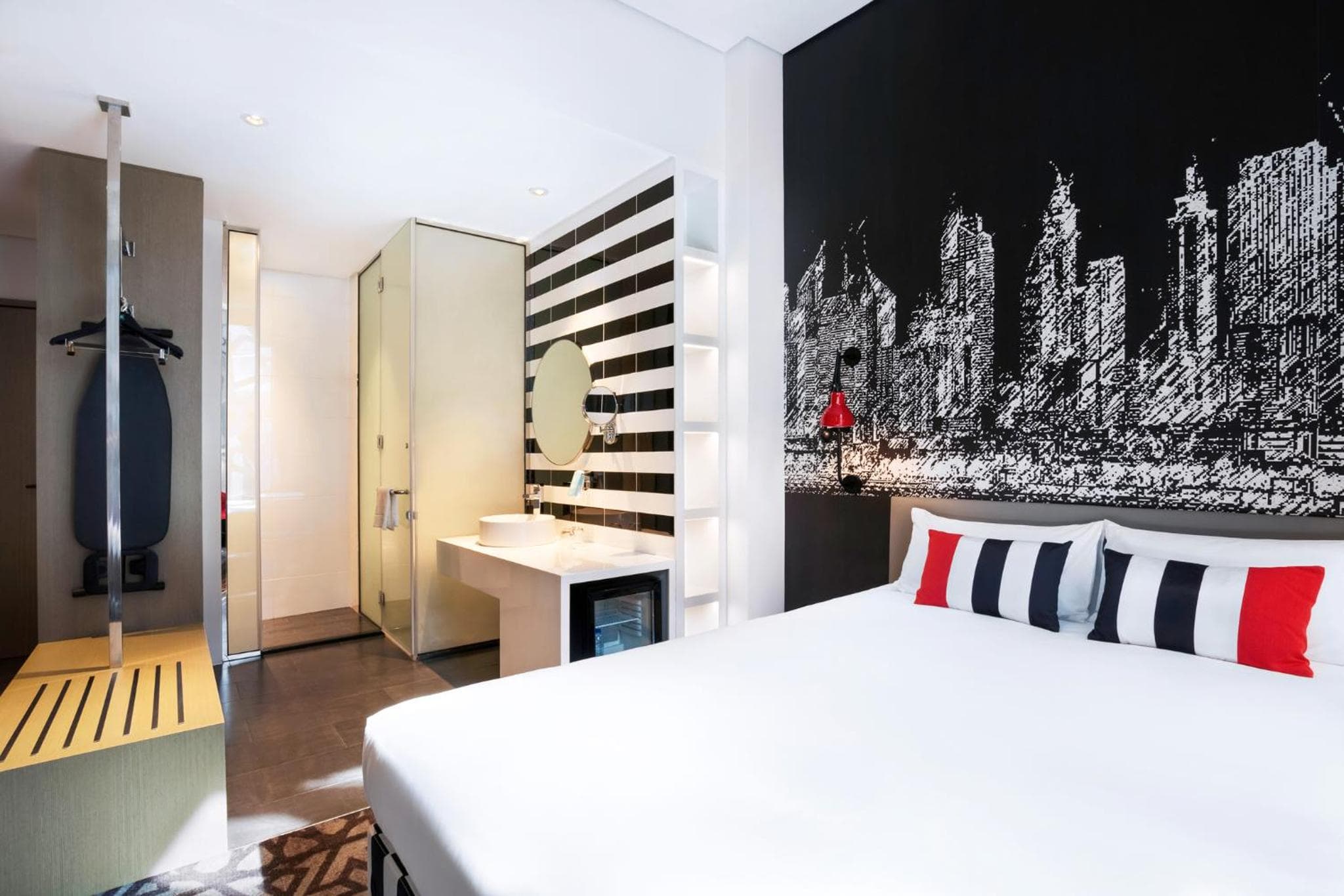ibis Styles Dubai Airport Hotel — 21