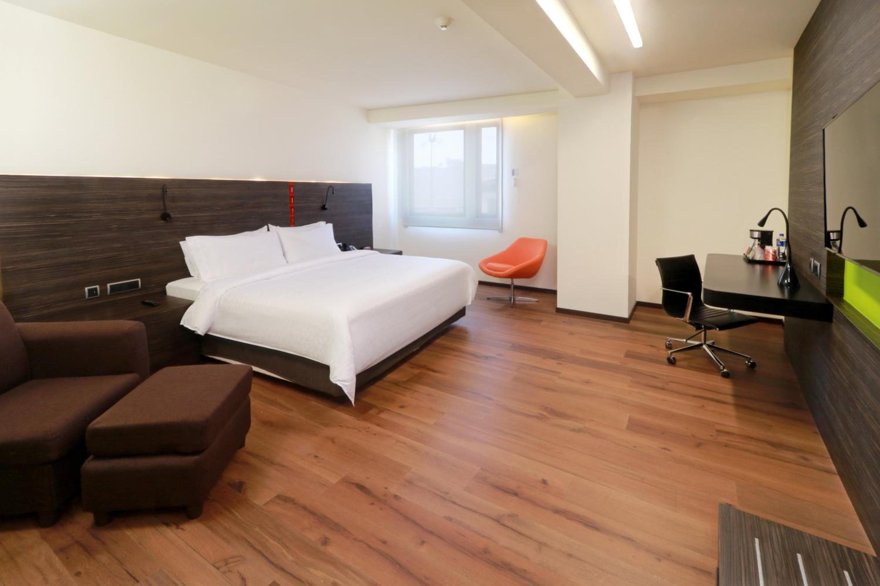 Holiday Inn Express Mexico Aeropuerto by IHG — 2