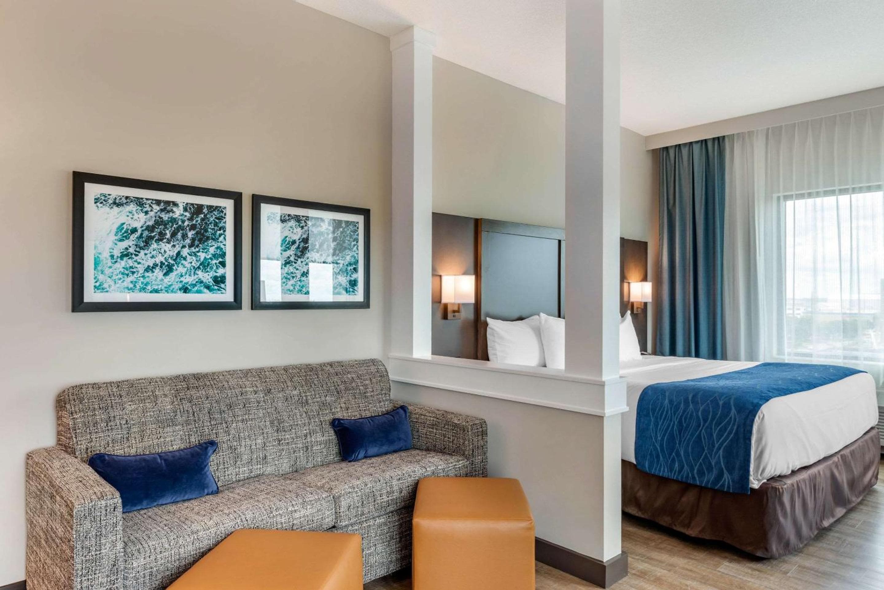 Comfort Inn & Suites Miami International Airport — 20