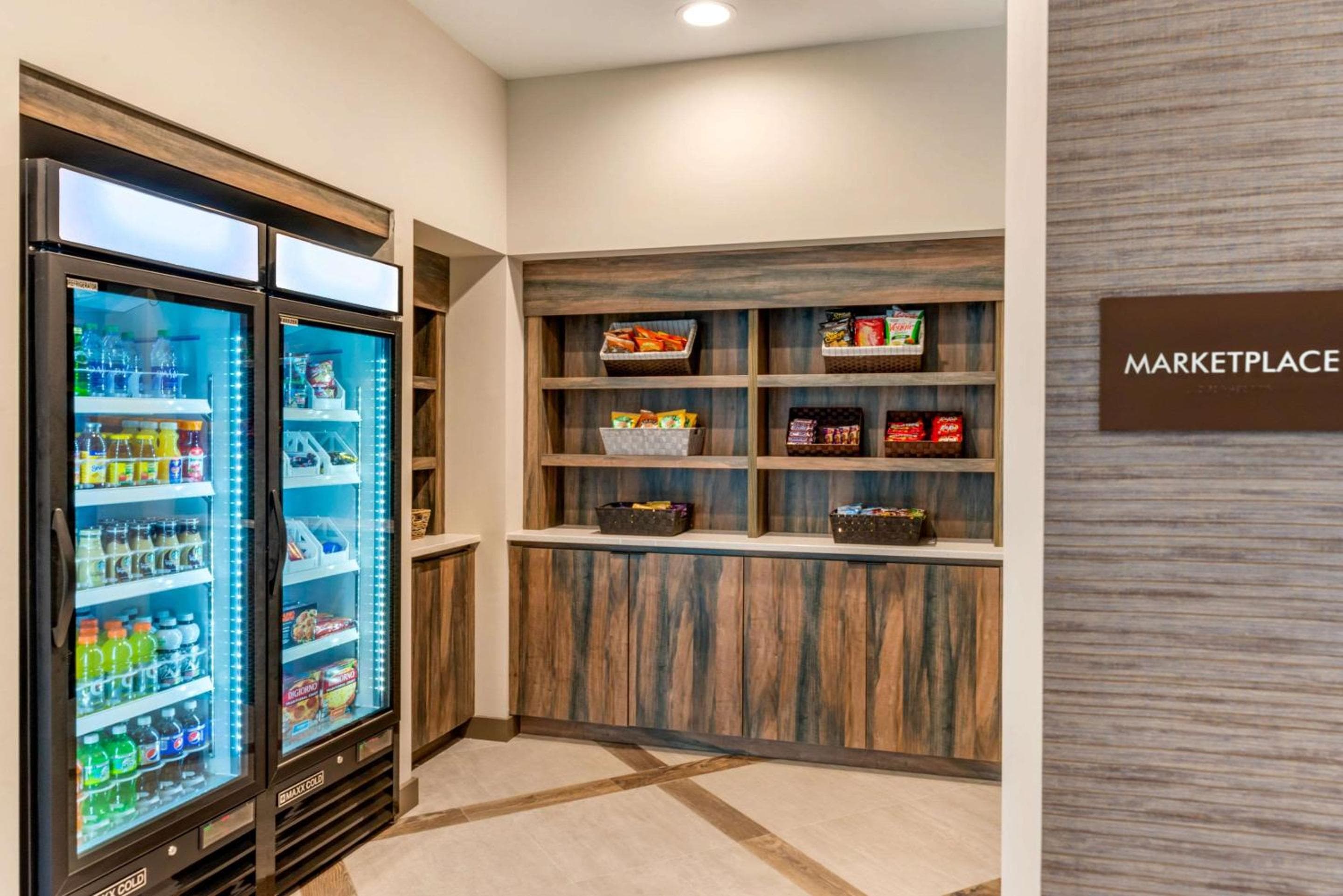 Comfort Inn & Suites Miami International Airport — 15