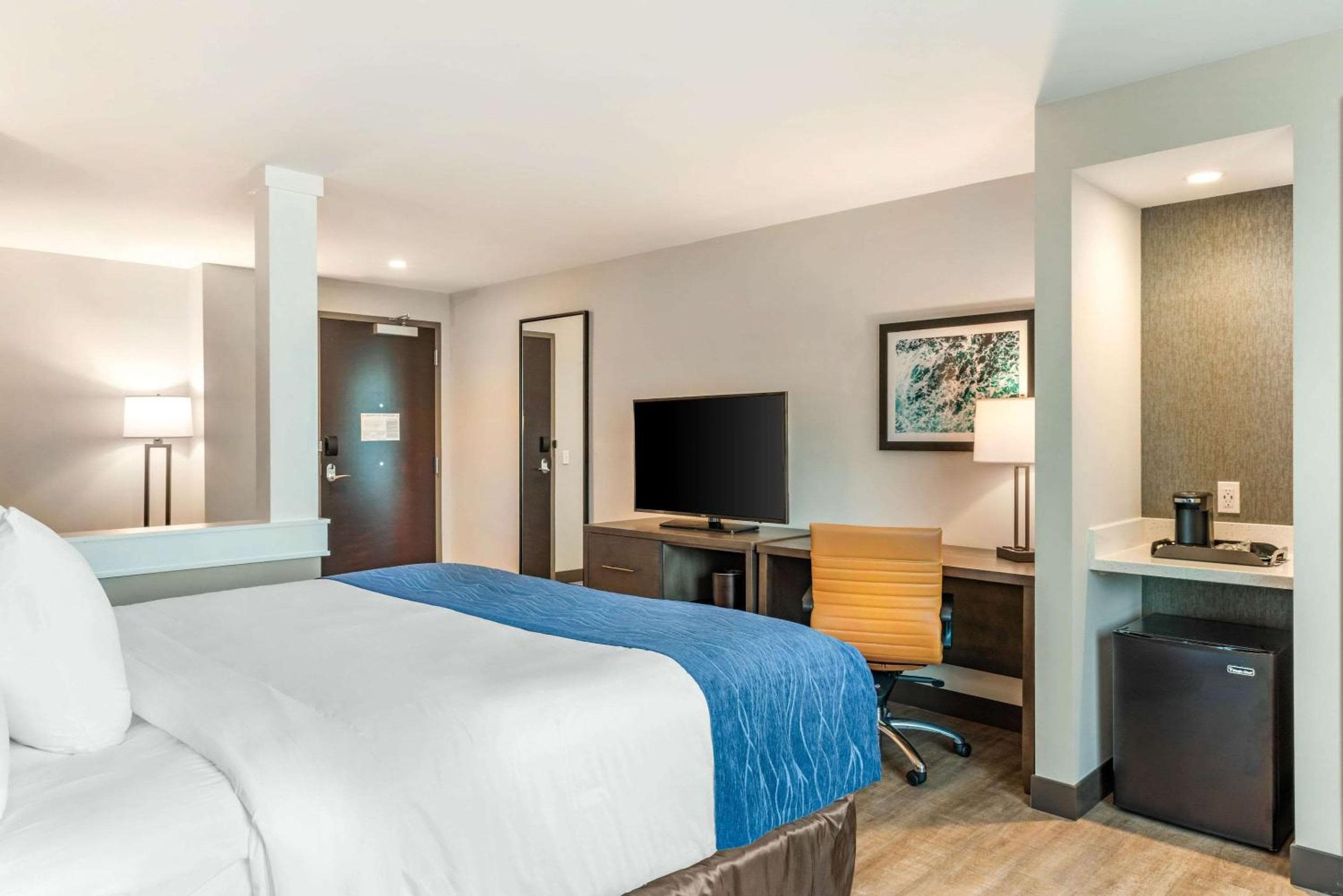Comfort Inn & Suites Miami International Airport — 23