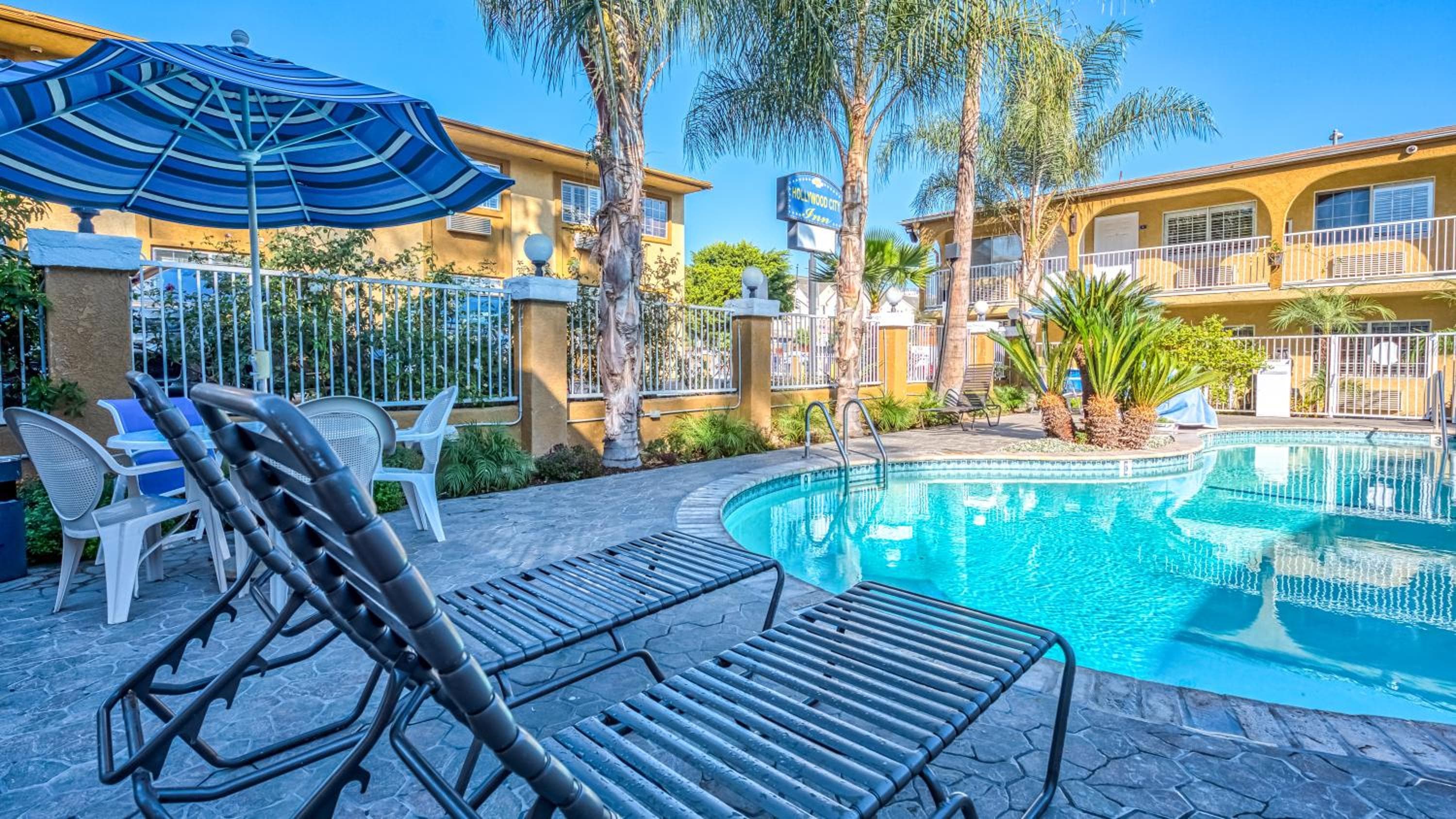 Hollywood City Inn — 25