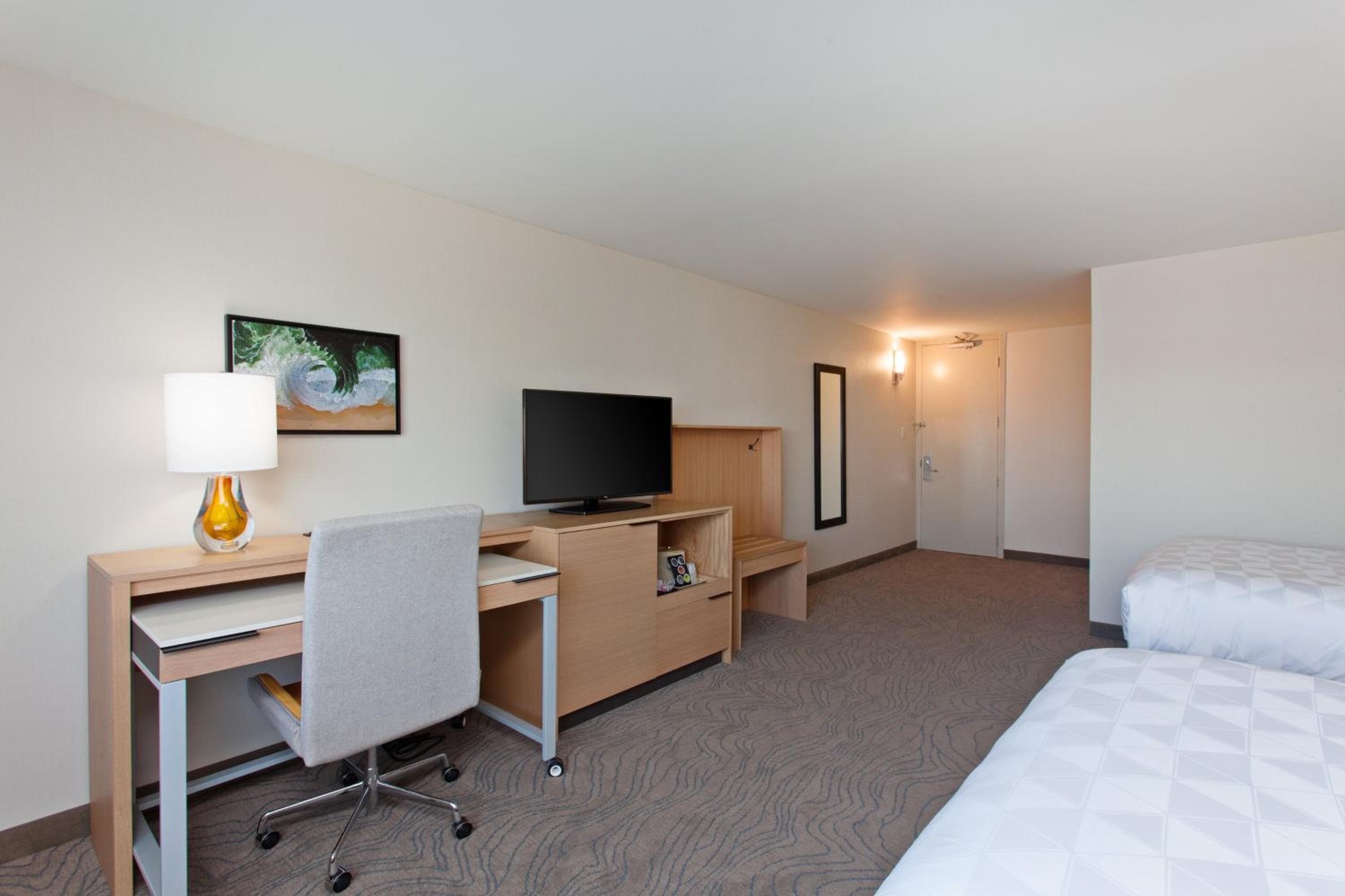 Holiday Inn Los Angeles - LAX Airport by IHG — 25