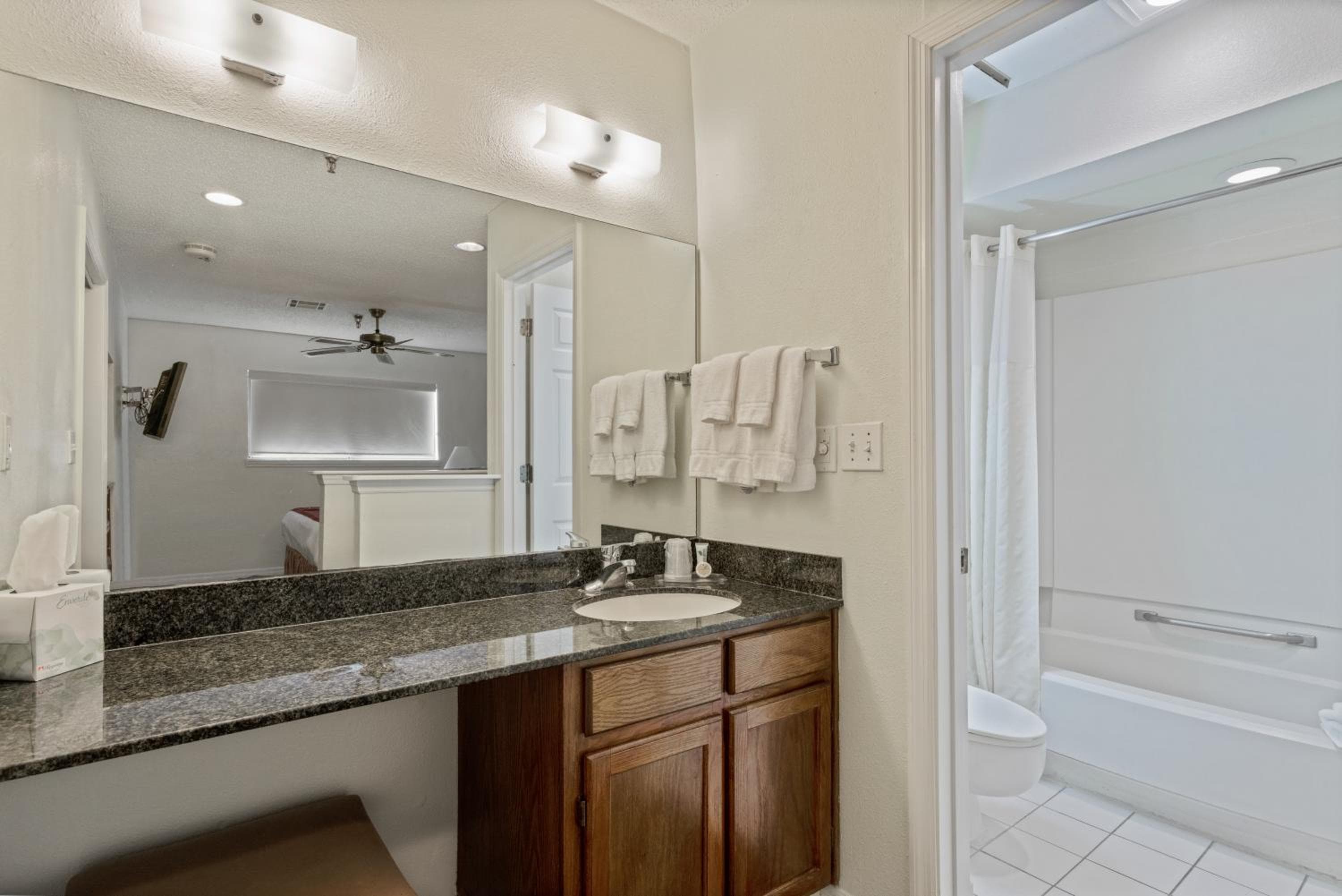 Chase Suite Hotel Rocky Point Tampa — 15