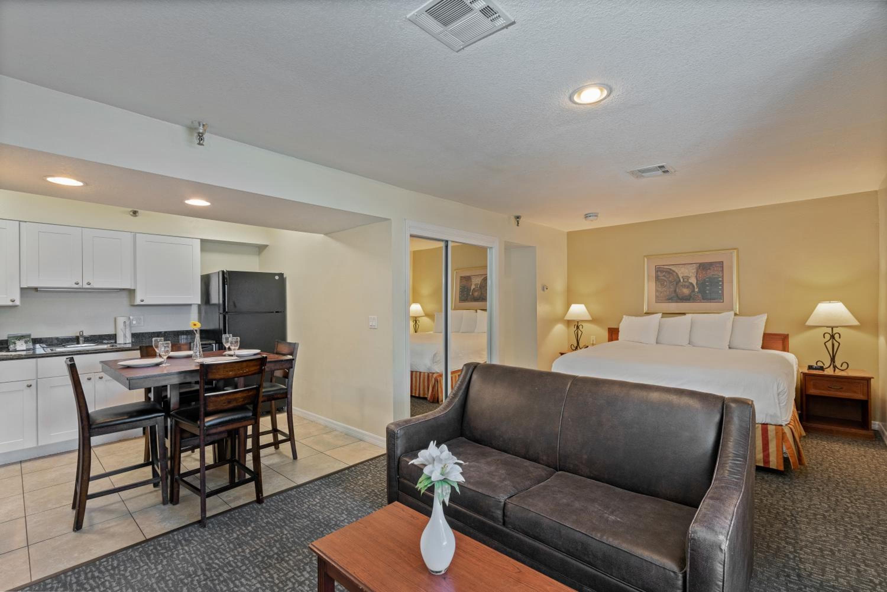 Chase Suite Hotel Rocky Point Tampa — 5