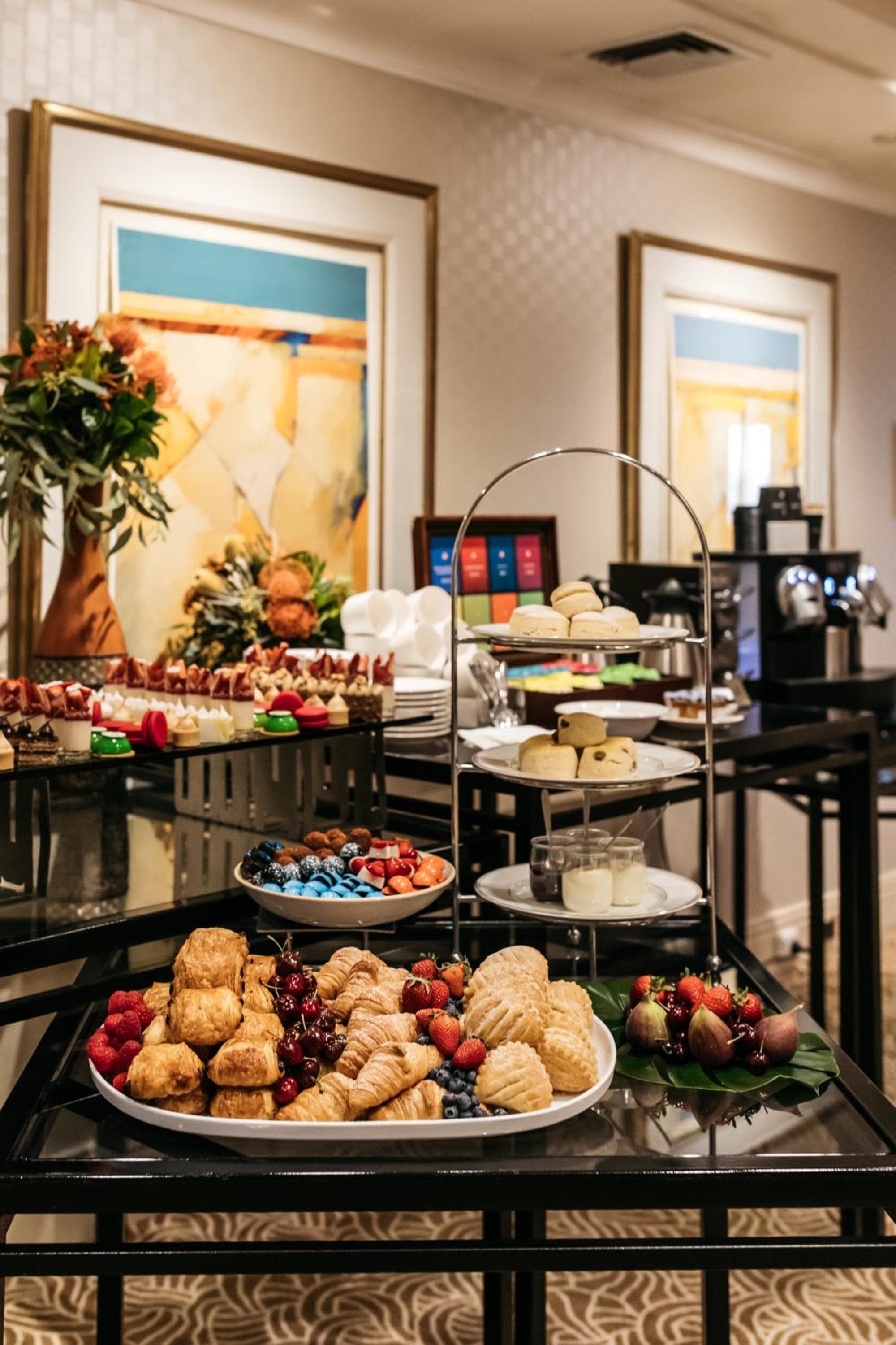 Shangri-La Sydney hotel, 176 Cumberland Street, The Rocks, Sydney, Australia — photo 82