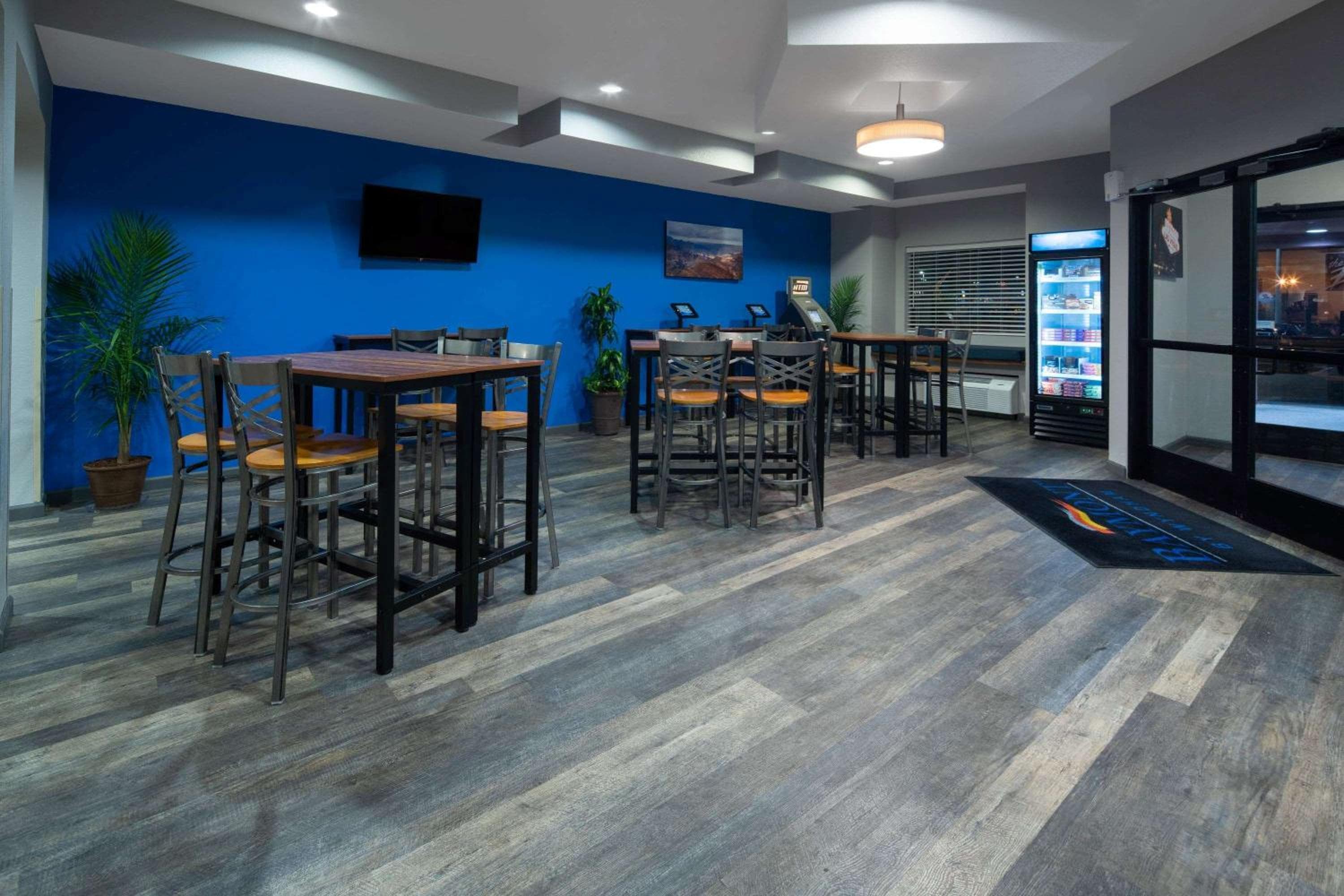Baymont by Wyndham Las Vegas South Strip — 17