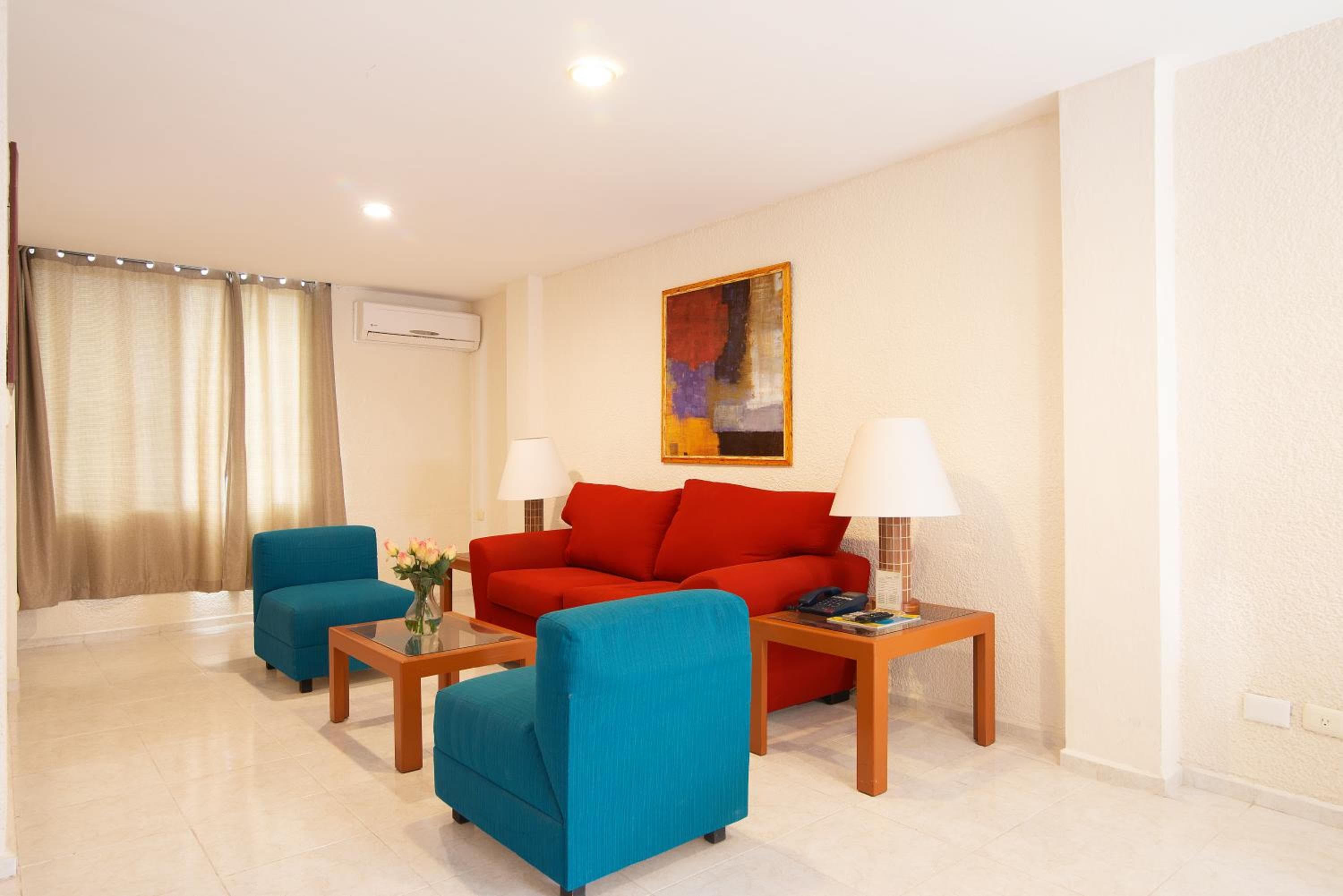 Hotel y Suites Nader — 19