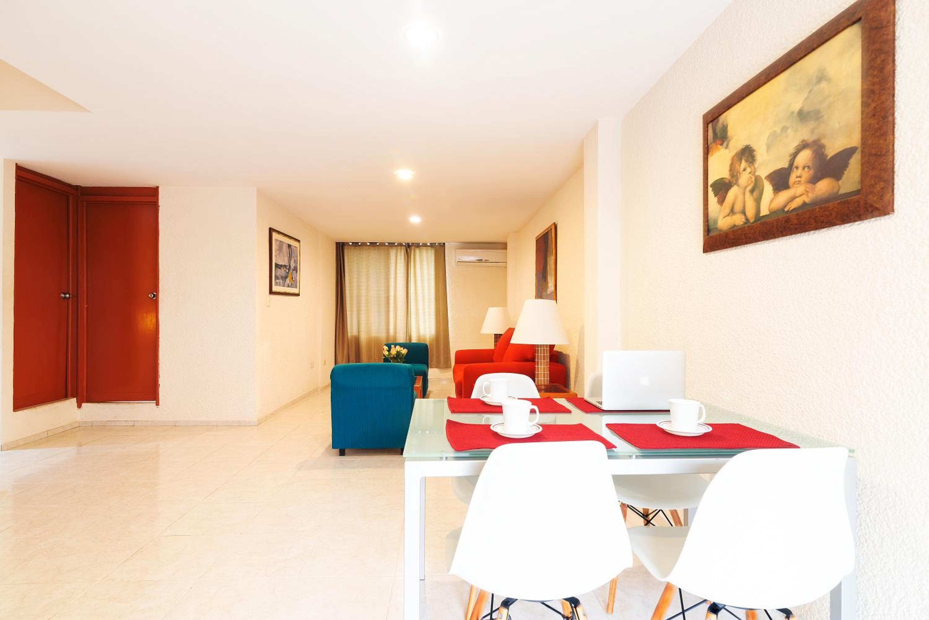 Hotel y Suites Nader — 11