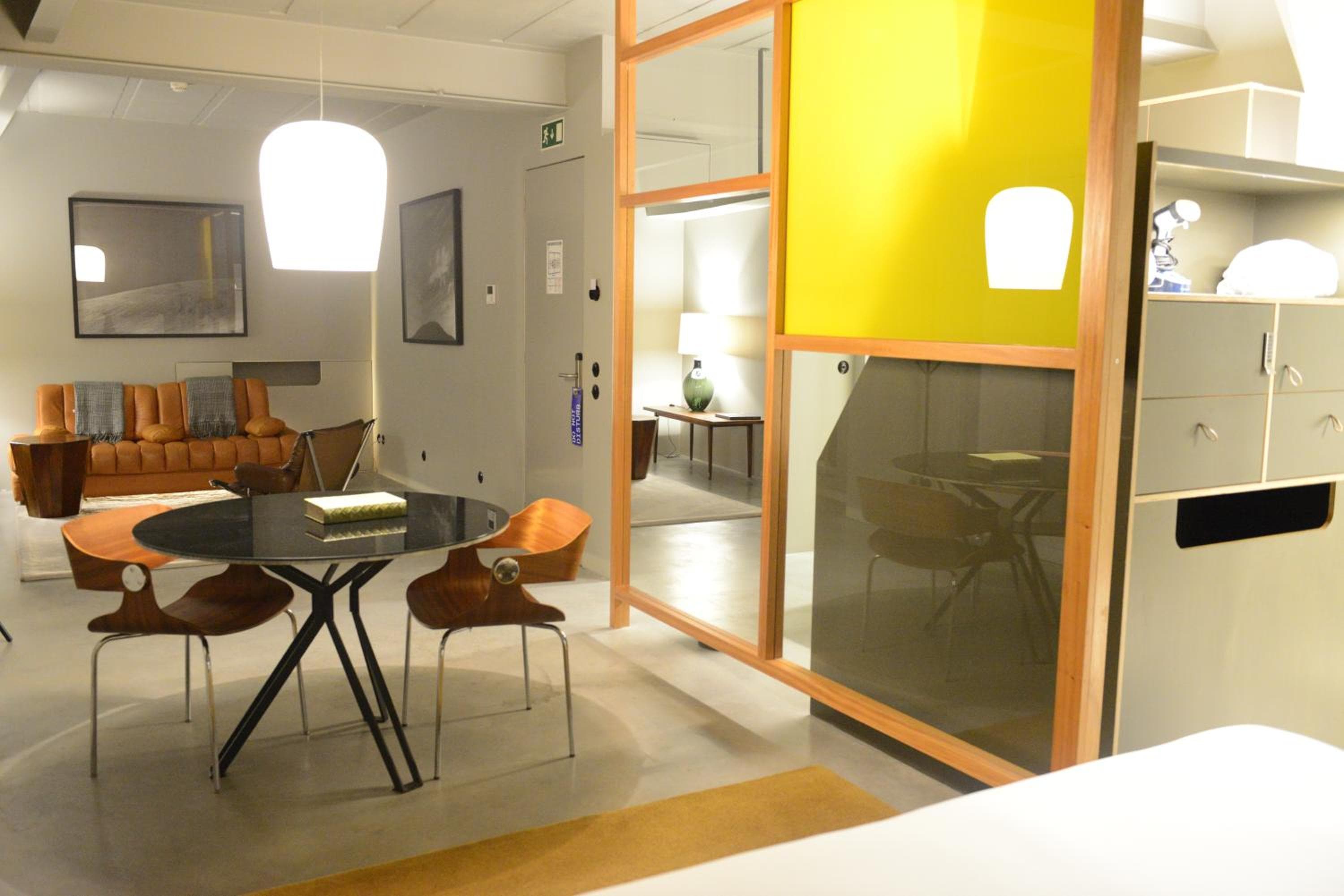Cultura Cruda Arte & Lofts Bairro Alto — 15