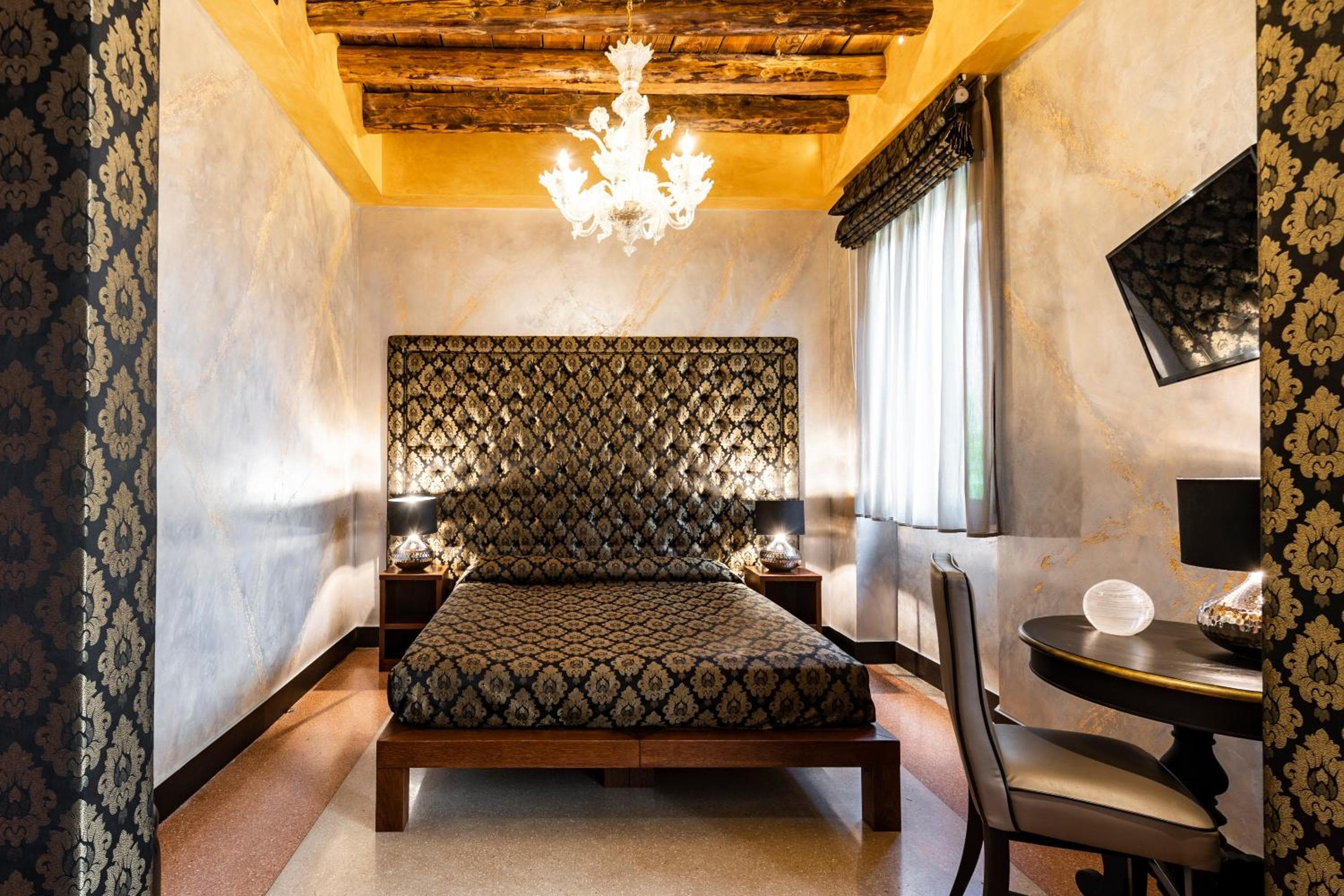 Hotel Abbazia hotel, Calle Priuli Dei Cavaletti 68, Venice, Italy — photo 4