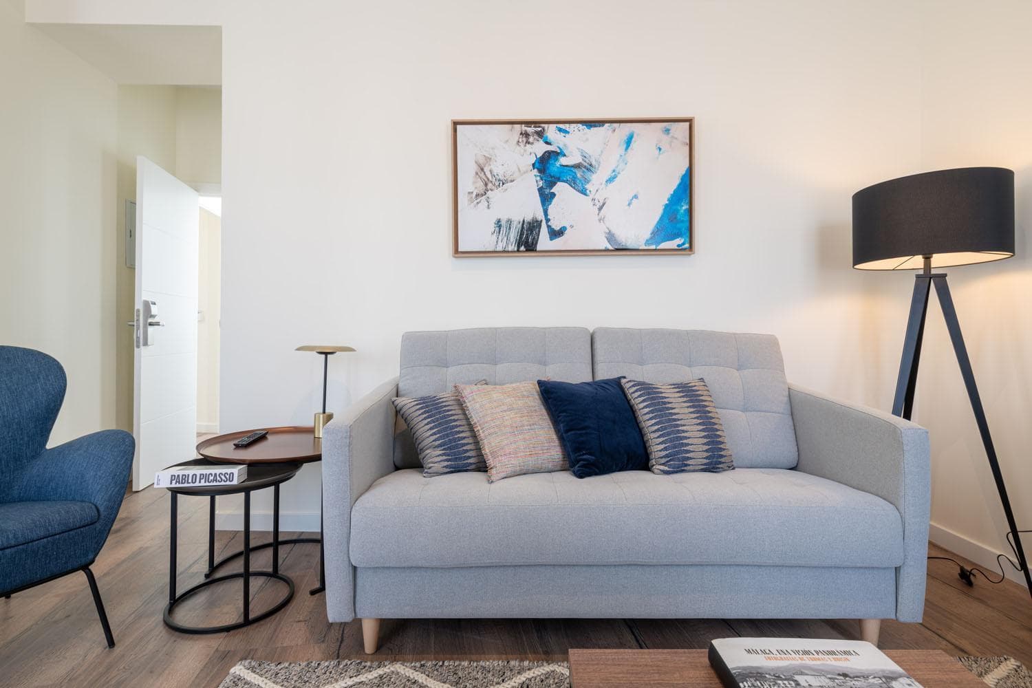 Home Art Apartments Málaga — 10