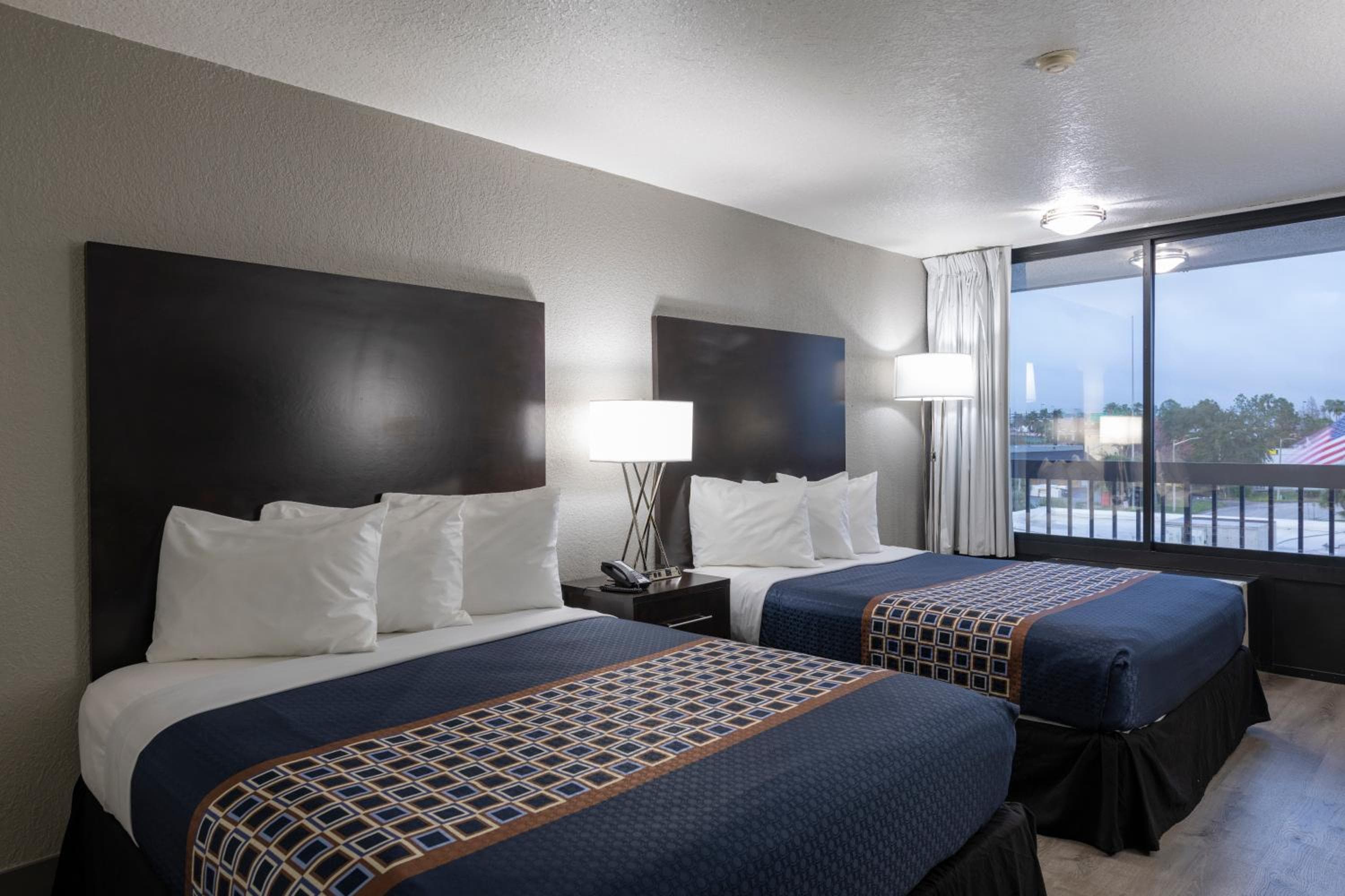Hotel Monreale Express International Drive Orlando — 27