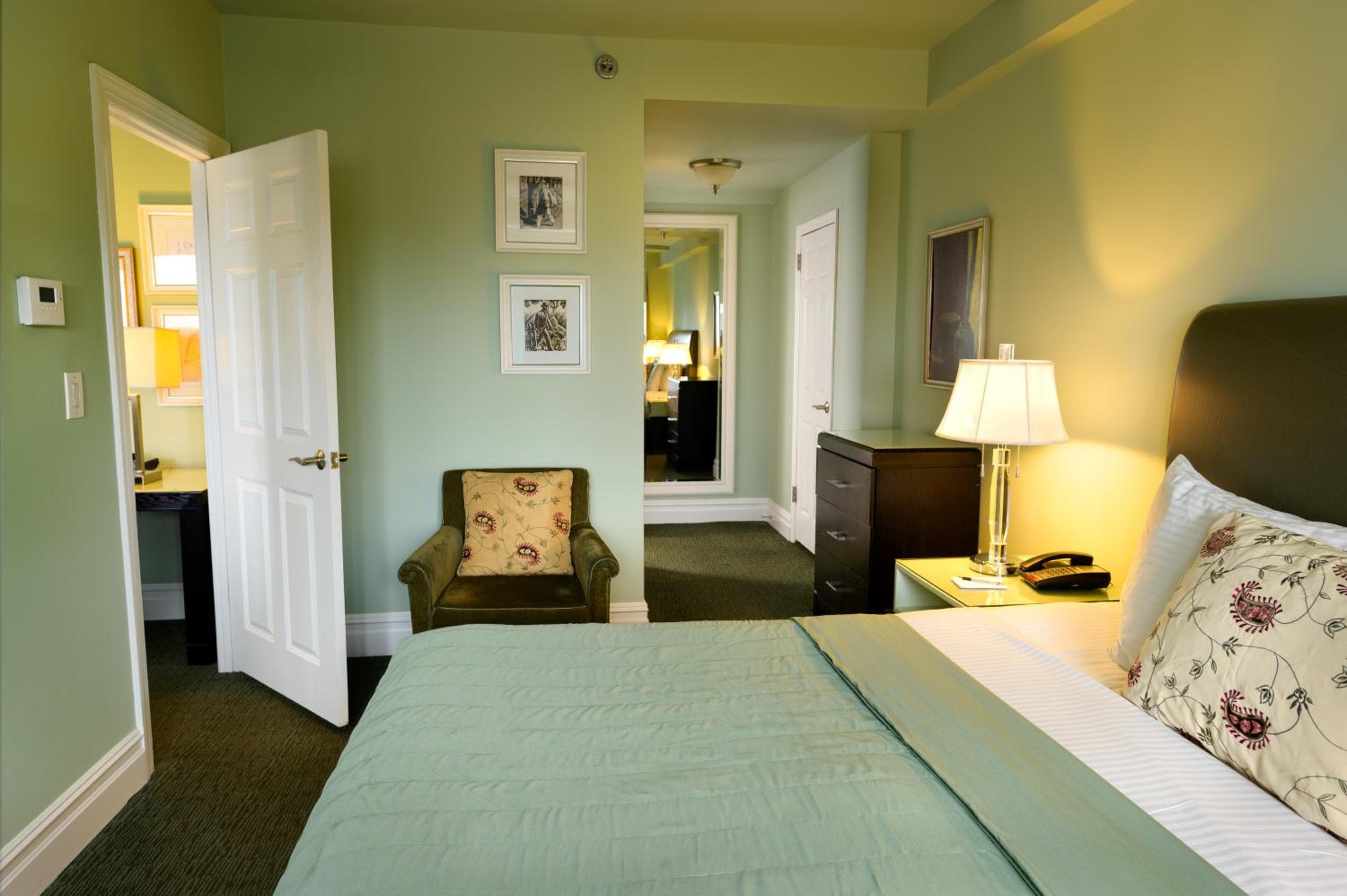 Hotel Beacon — 10