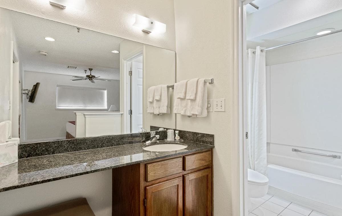Chase Suite Hotel Rocky Point Tampa — 7