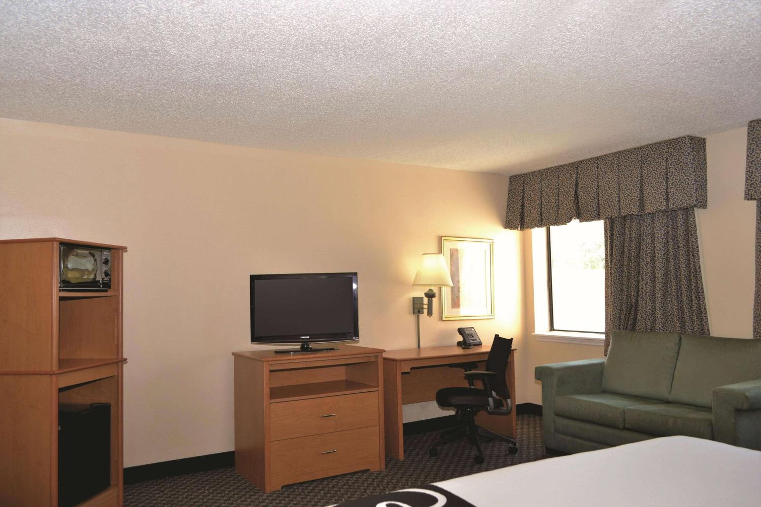 La Quinta by Wyndham Tampa Fairgrounds - Casino — 18